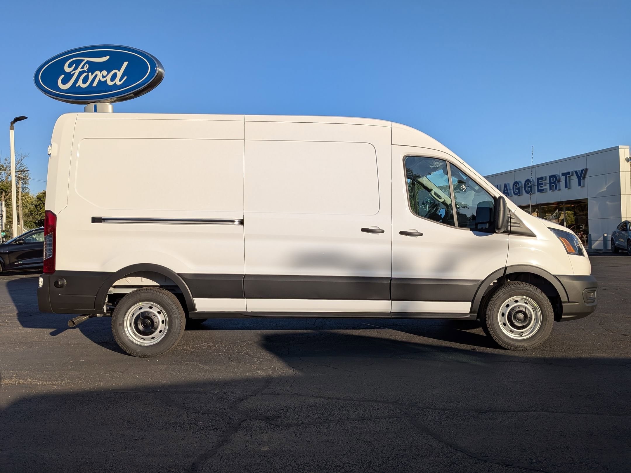 2026 FORD TRANSIT - Image 4