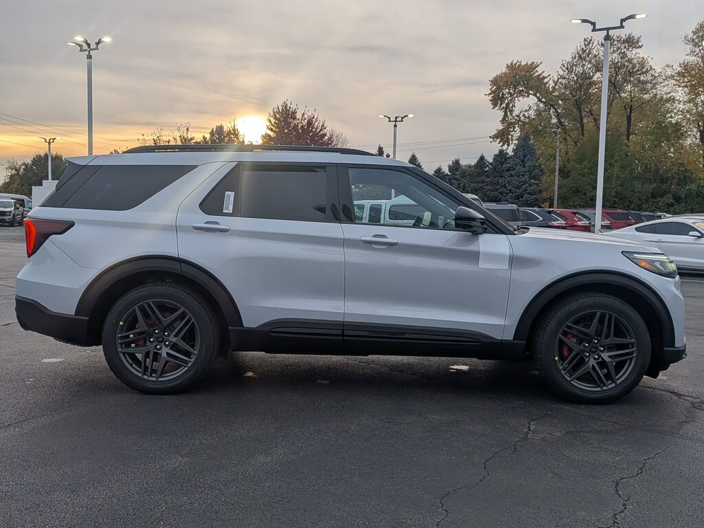 New 2026 Ford Explorer ST 4WD SUV