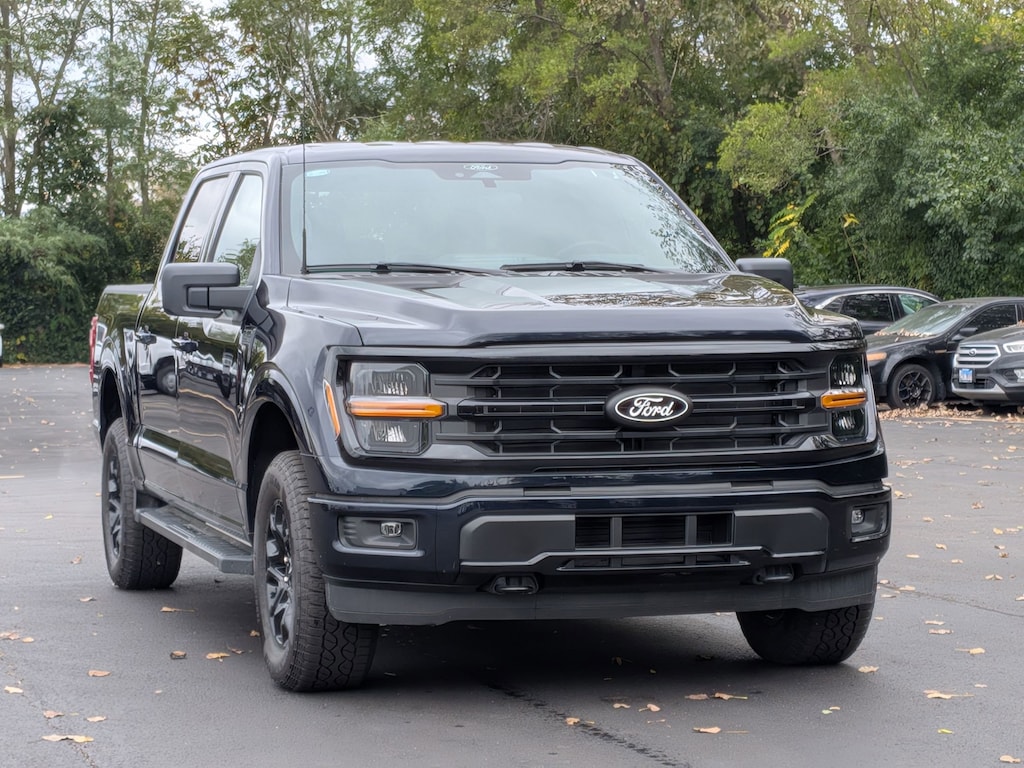 New 2025 Ford F-150 XLT 4WD SuperCrew 5.5 Box XLT 4WD SuperCrew 5.5 Box