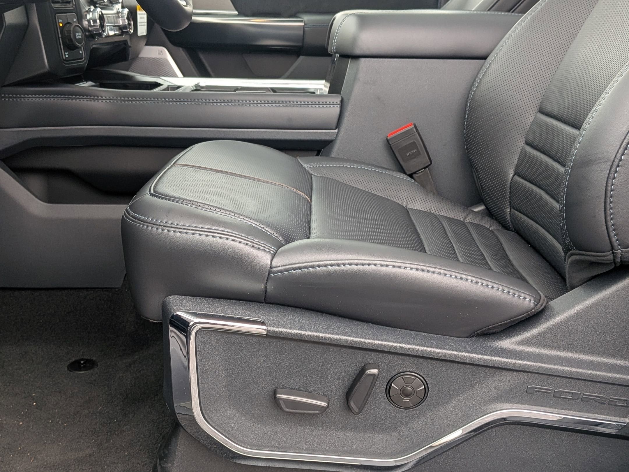 2026 FORD F-350 - Image 11