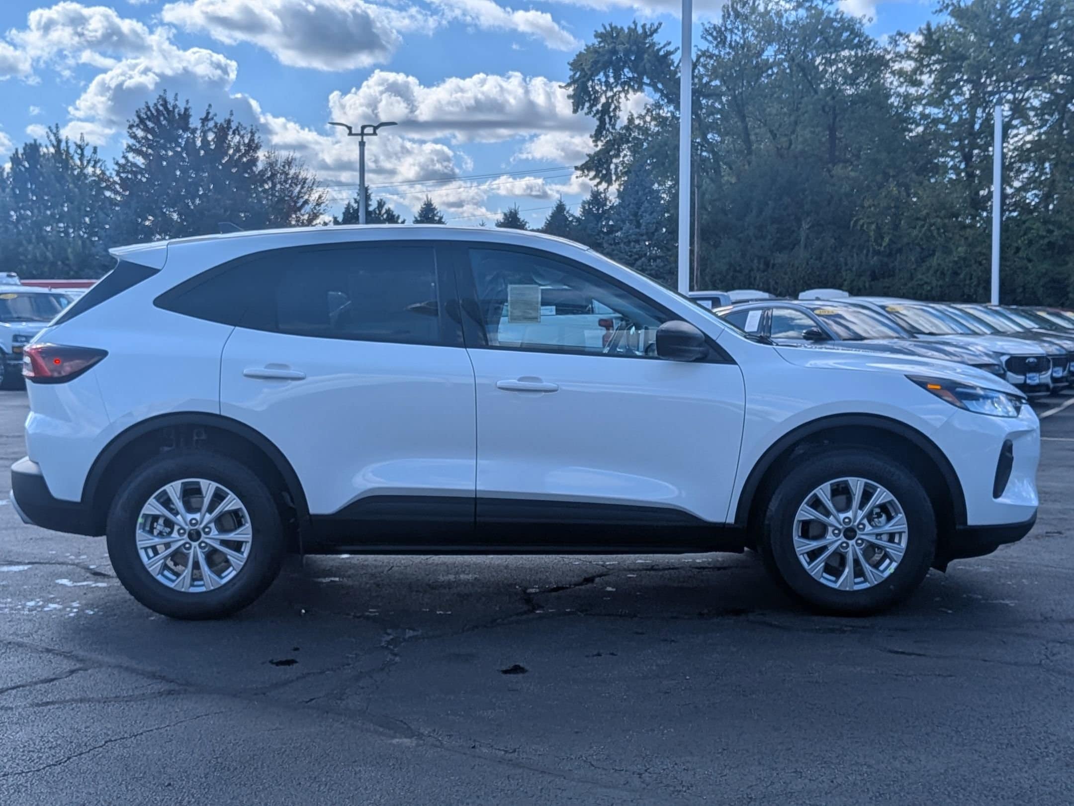 2026 FORD ESCAPE - Image 4