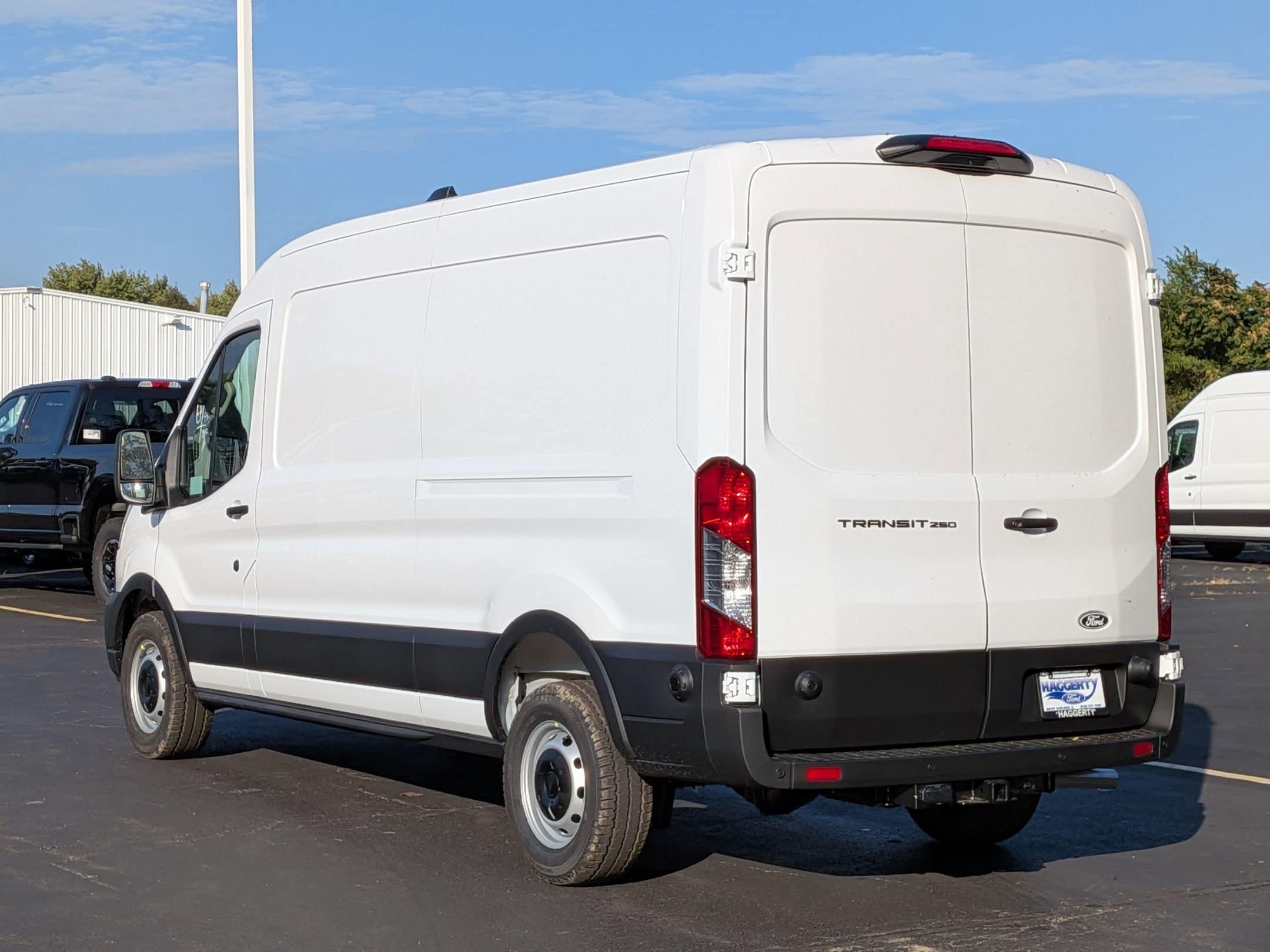 2026 FORD TRANSIT - Image 7