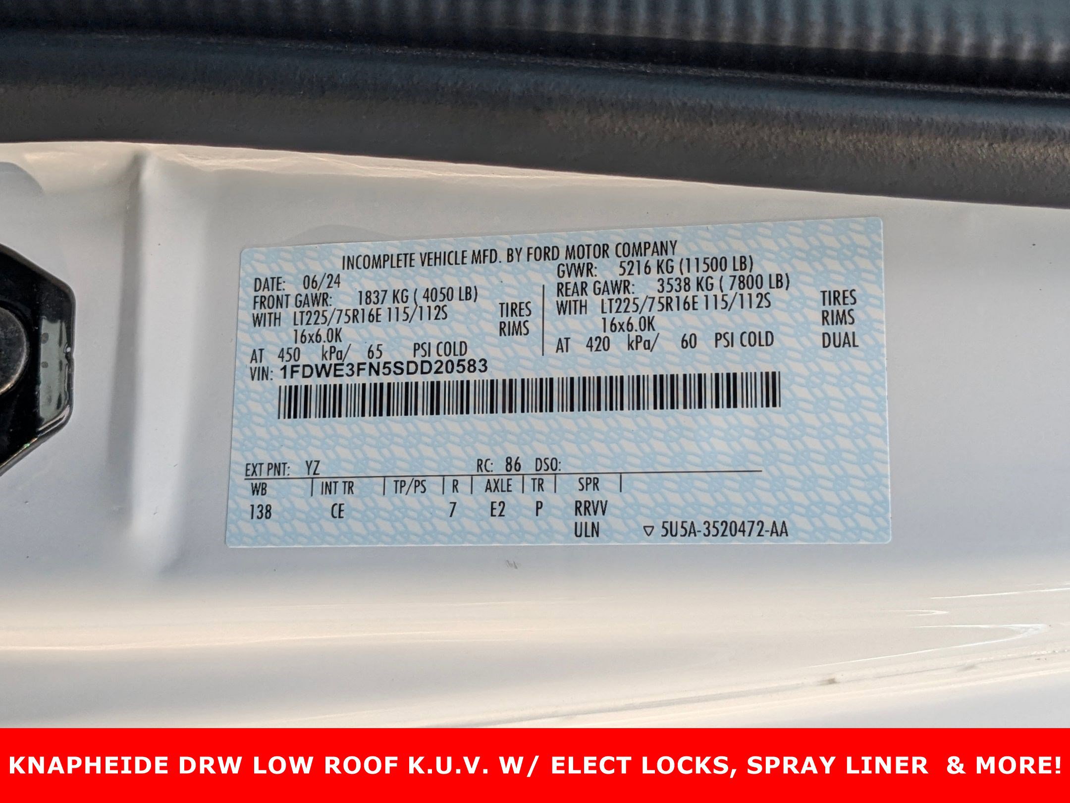 2025 FORD E-350 - Image 25