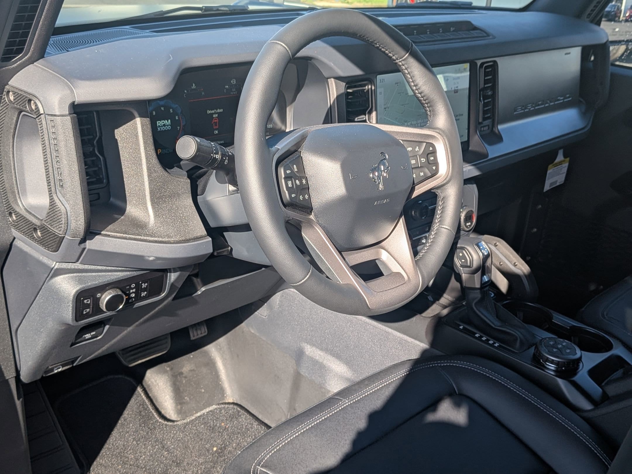 2025 FORD BRONCO - Image 10