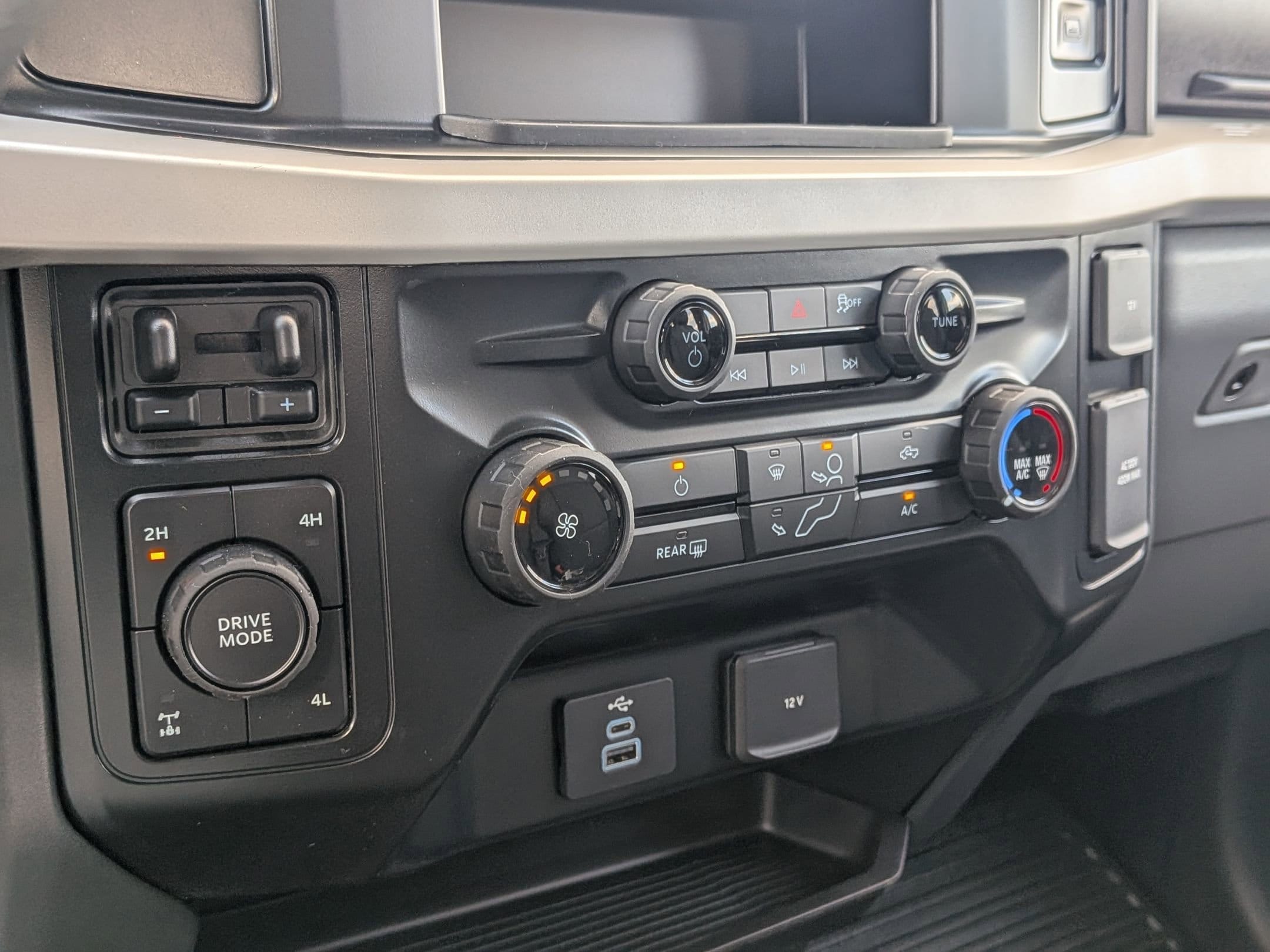 2026 FORD F-250 - Image 17