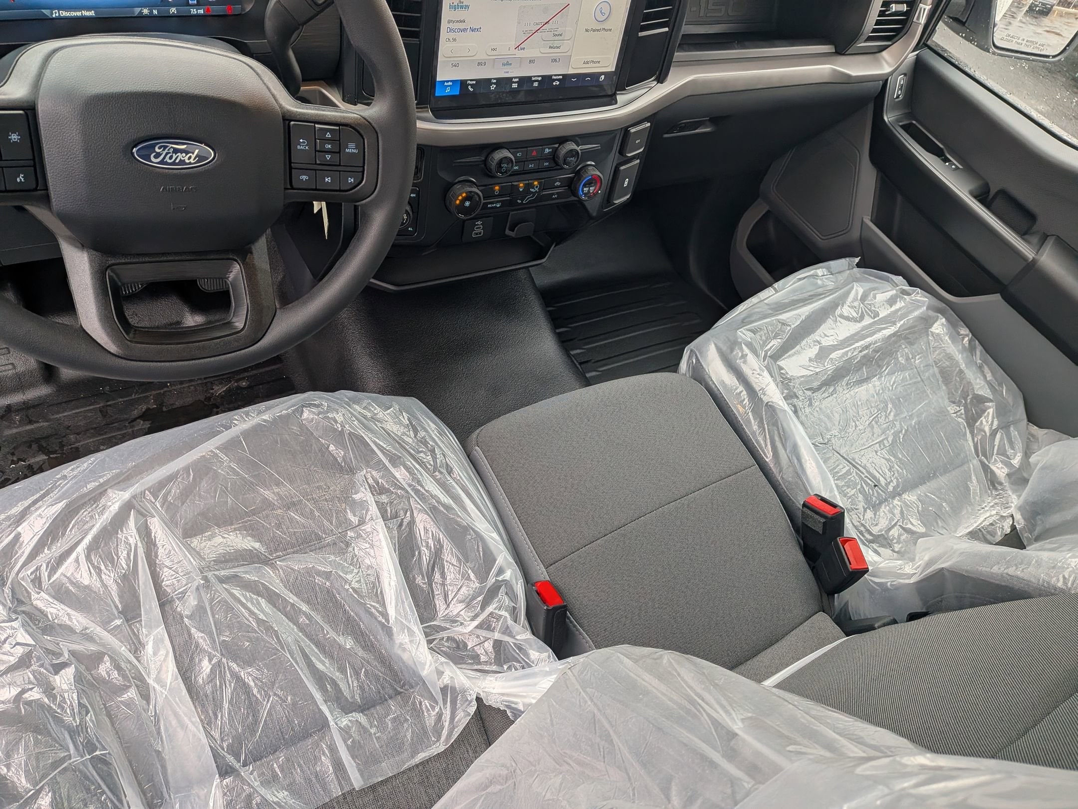 2025 FORD F-150 - Image 13