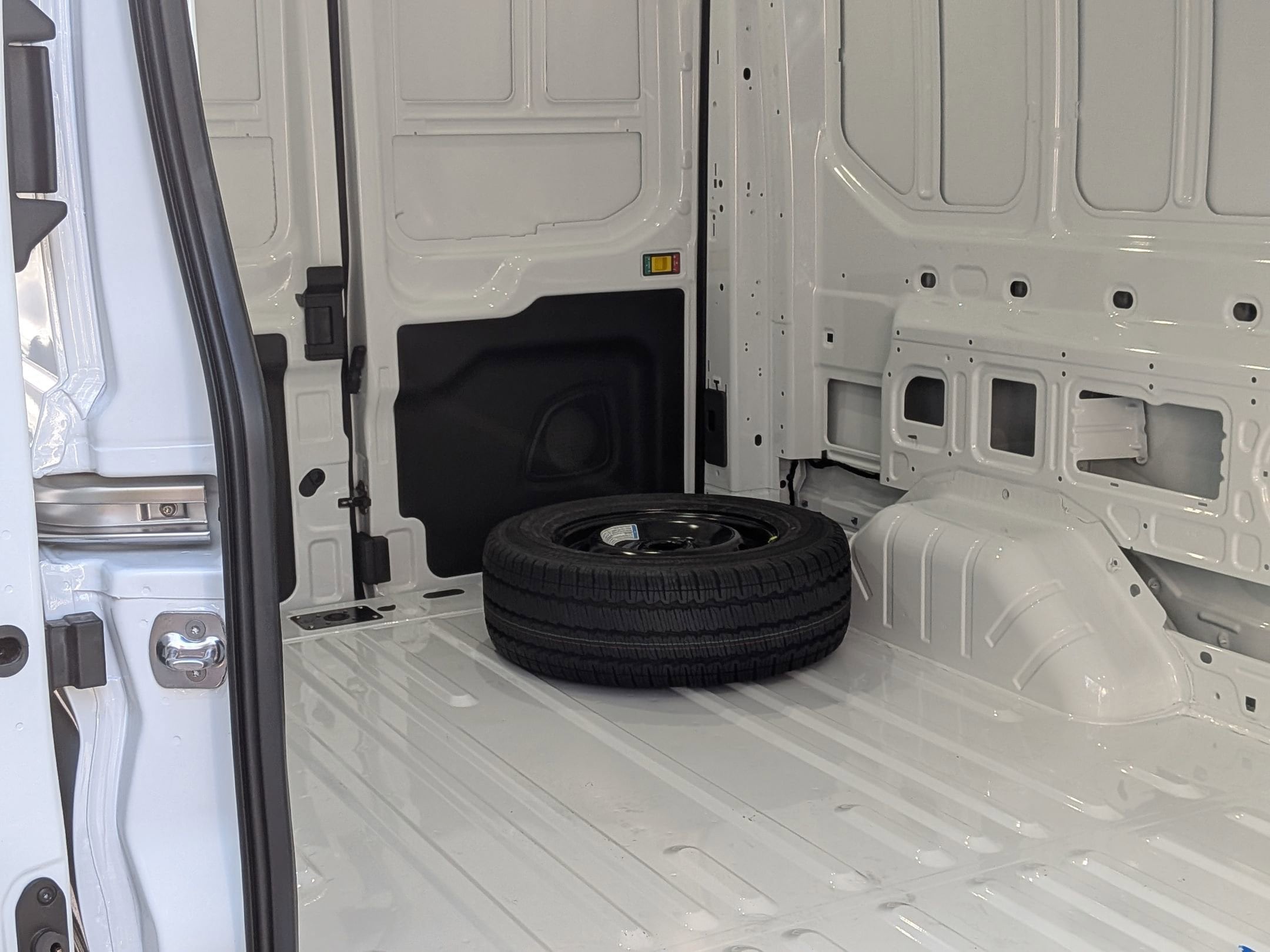 2026 FORD TRANSIT - Image 23