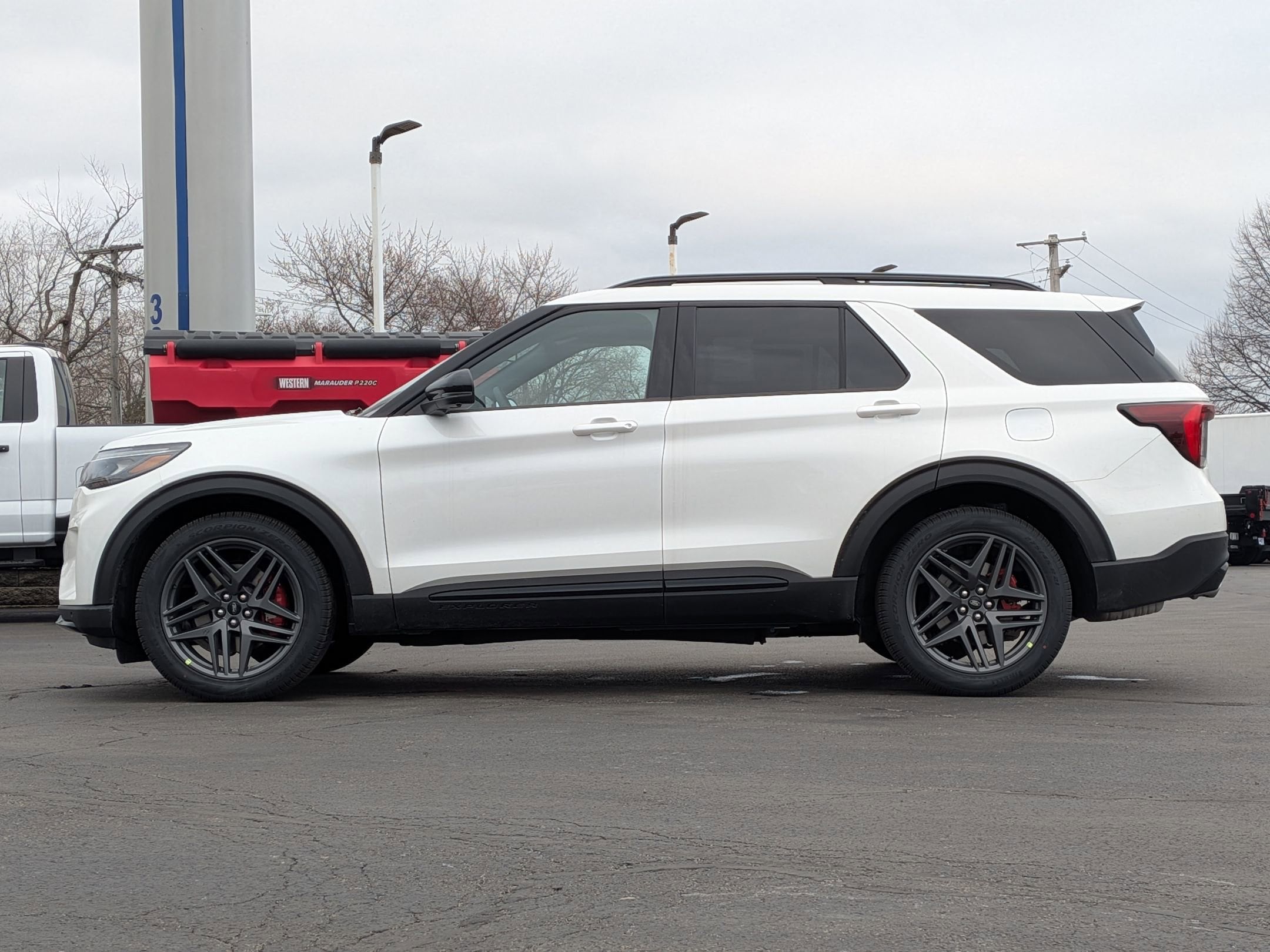 2026 FORD EXPLORER - Image 8