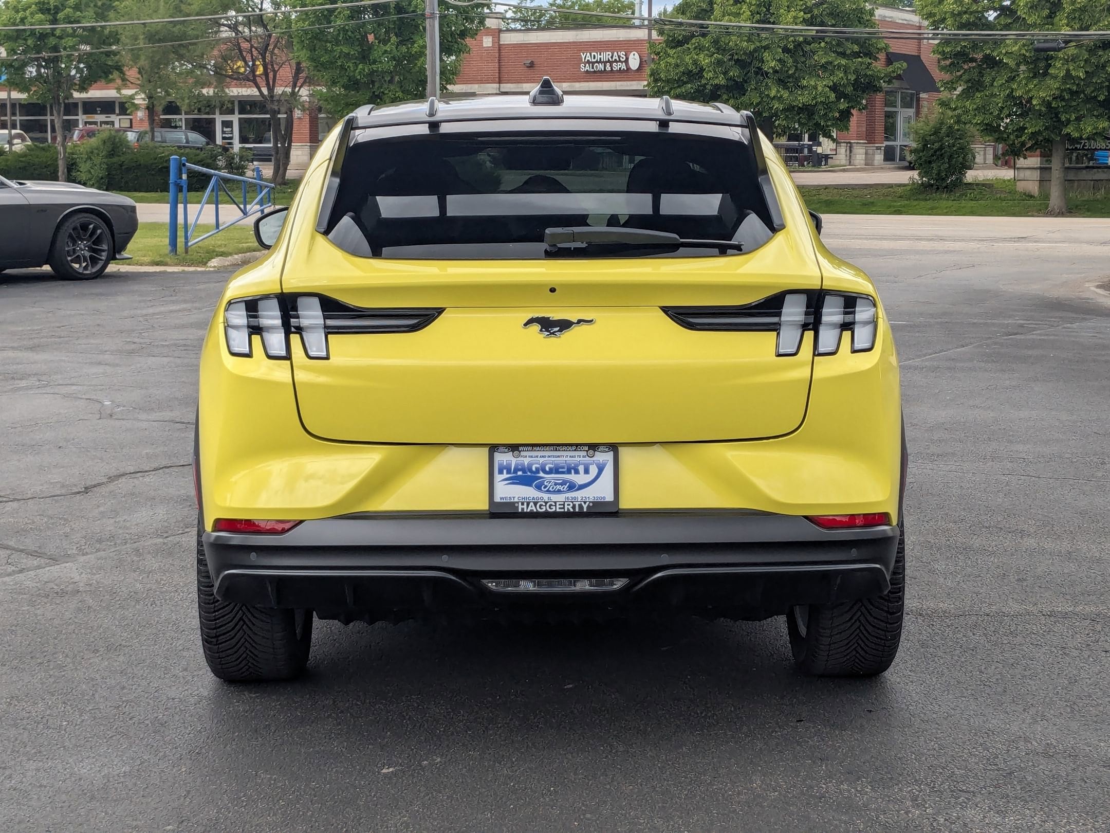 2025 FORD MUSTANG MACH-E - Image 6