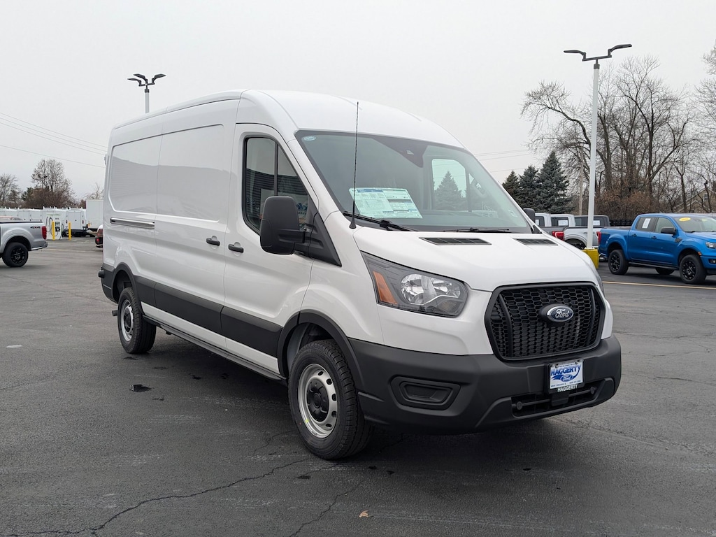 New 2024 Ford Transit T-250 148 Med Rf 9070 GVWR RWD T-250 148 Med Rf 9070 GVWR RWD