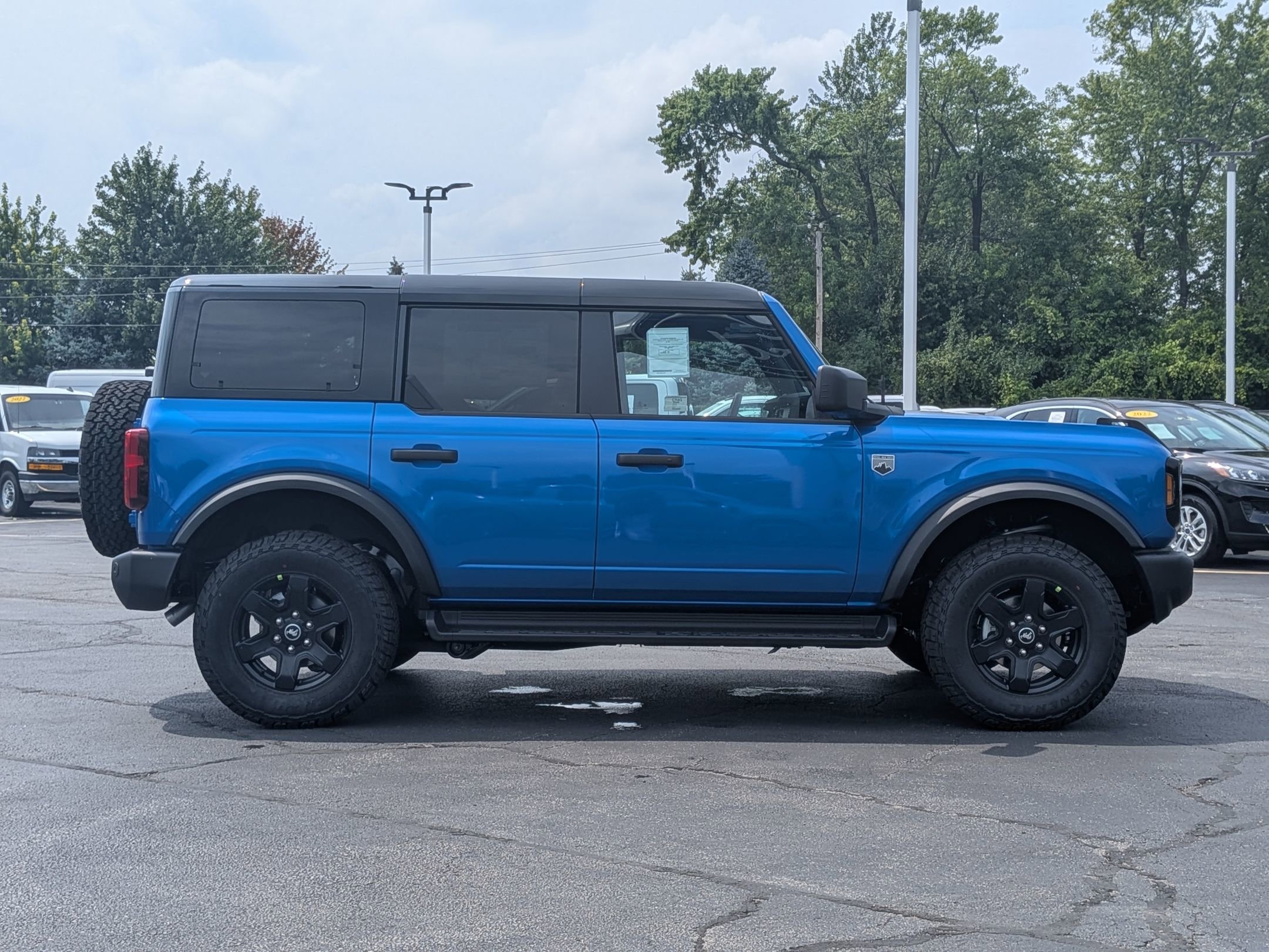 2025 Ford Bronco Big Bend photo 4