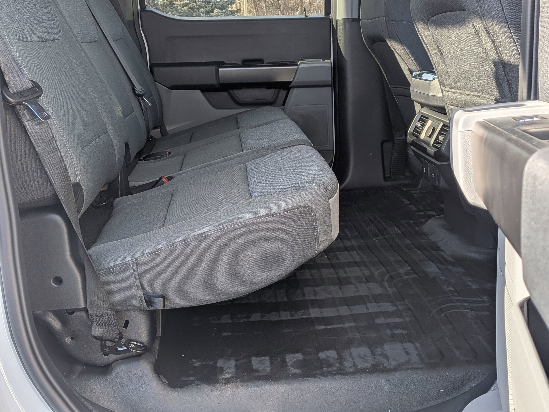 2025 FORD F-150 - Image 22