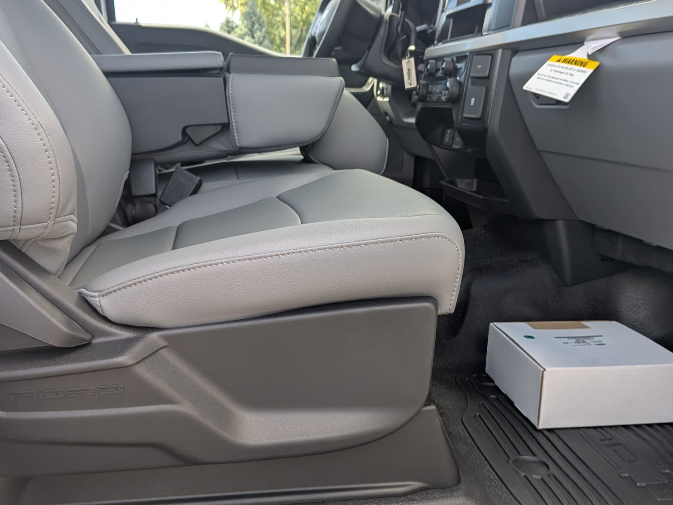 2025 FORD F-350 - Image 20