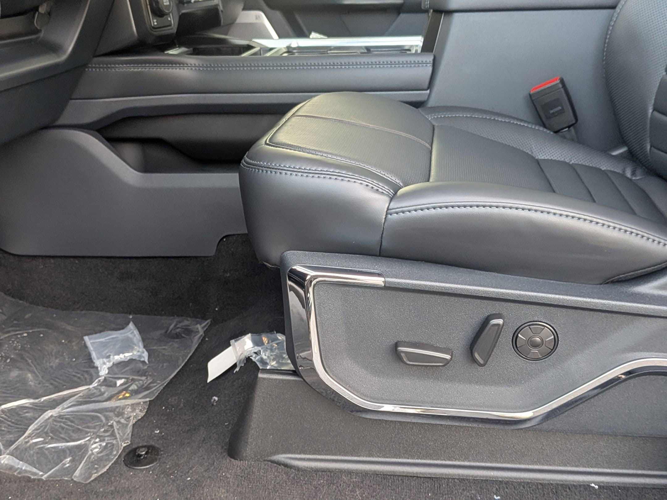 2026 FORD F-250 - Image 11