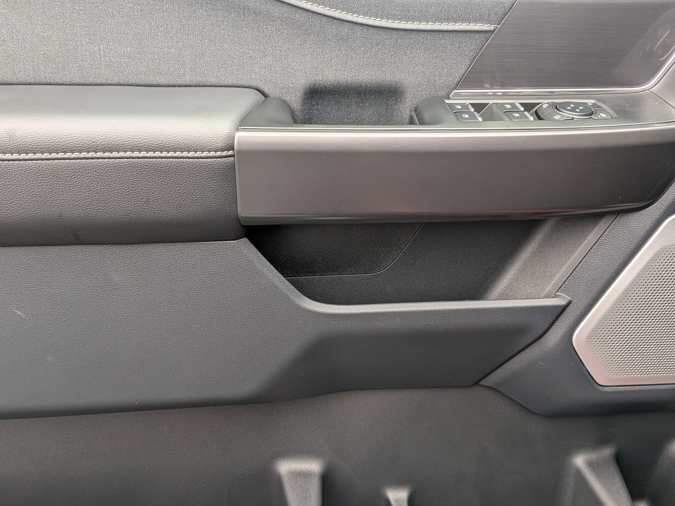 2025 FORD F-150 - Image 12