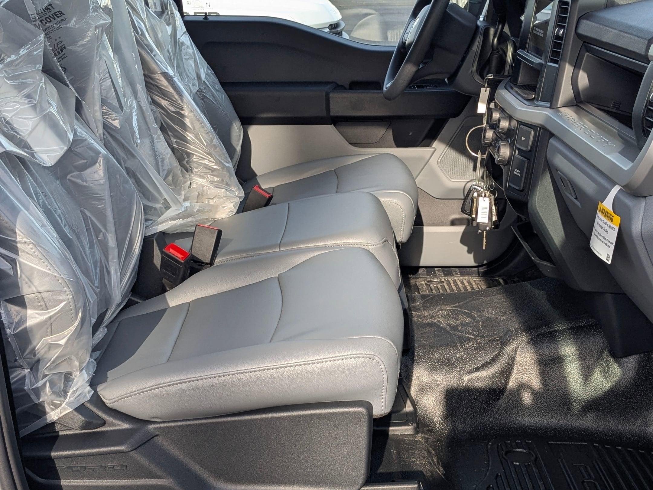 2024 FORD F-450 - Image 20