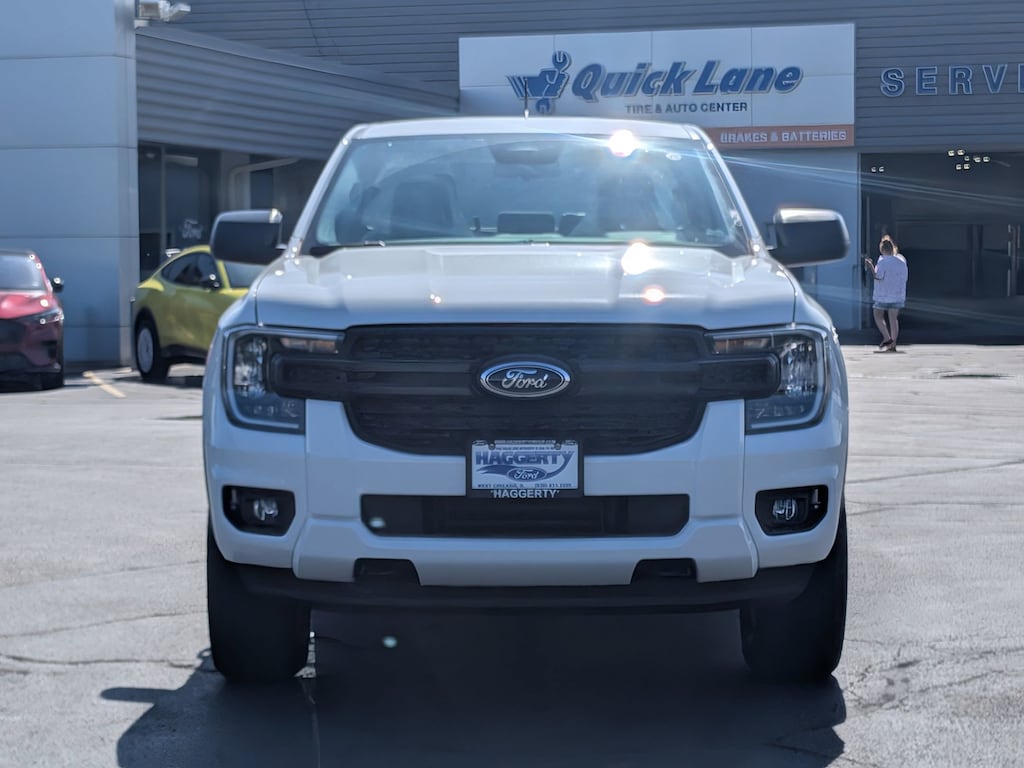 New 2025 Ford Ranger XL 4WD SuperCrew 5 Box TRUCK