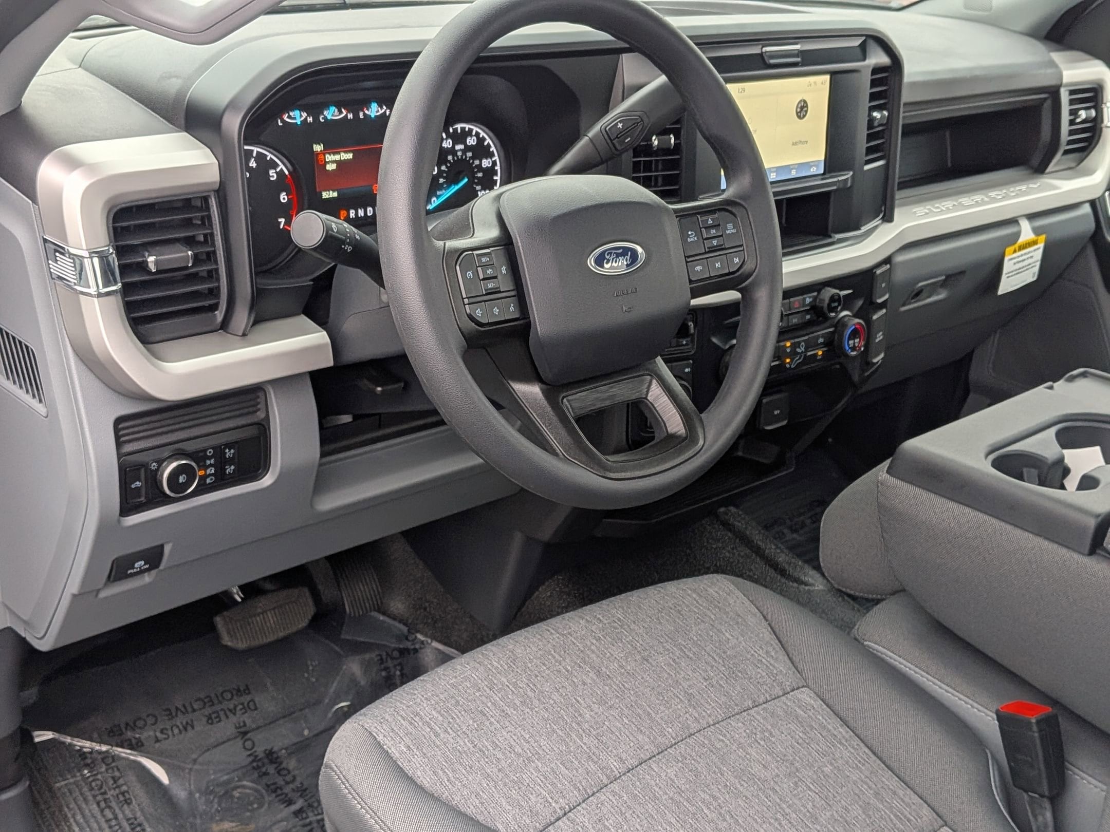 2025 FORD F-350 - Image 10