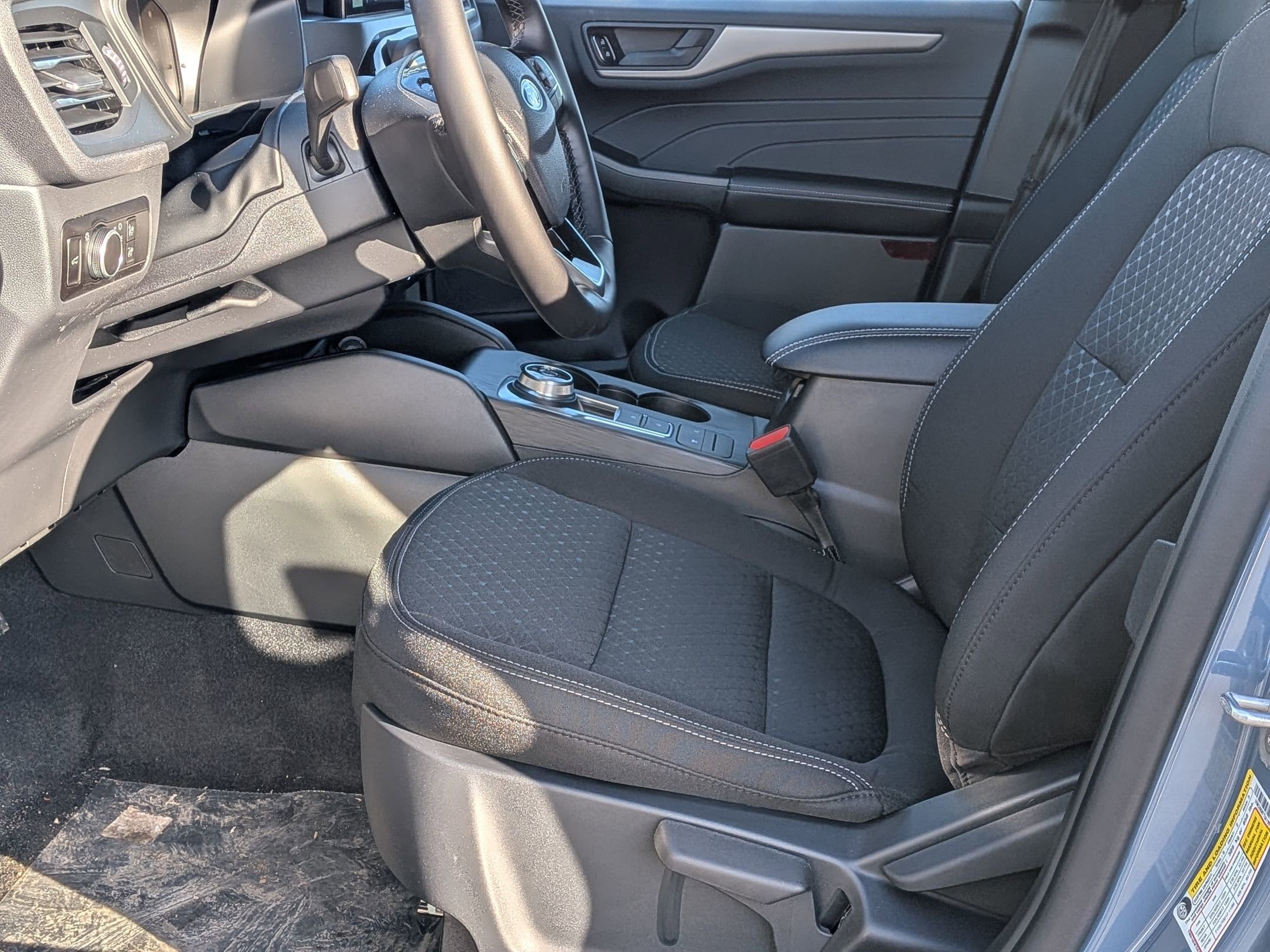 2026 FORD ESCAPE - Image 11