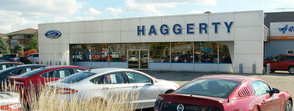 A Ford Dealership Near Carol Stream, IL
