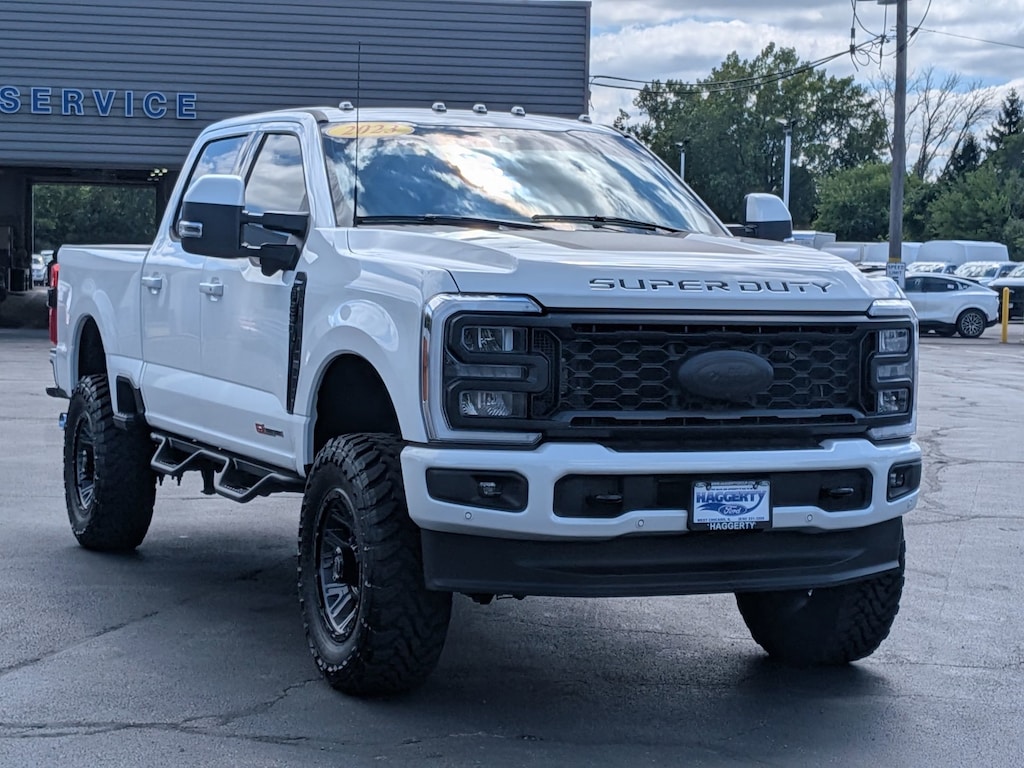 Used 2023 Ford Super Duty F-250 SRW LARIAT 4WD Crew Cab 6.75 Box Crew Cab Pickup