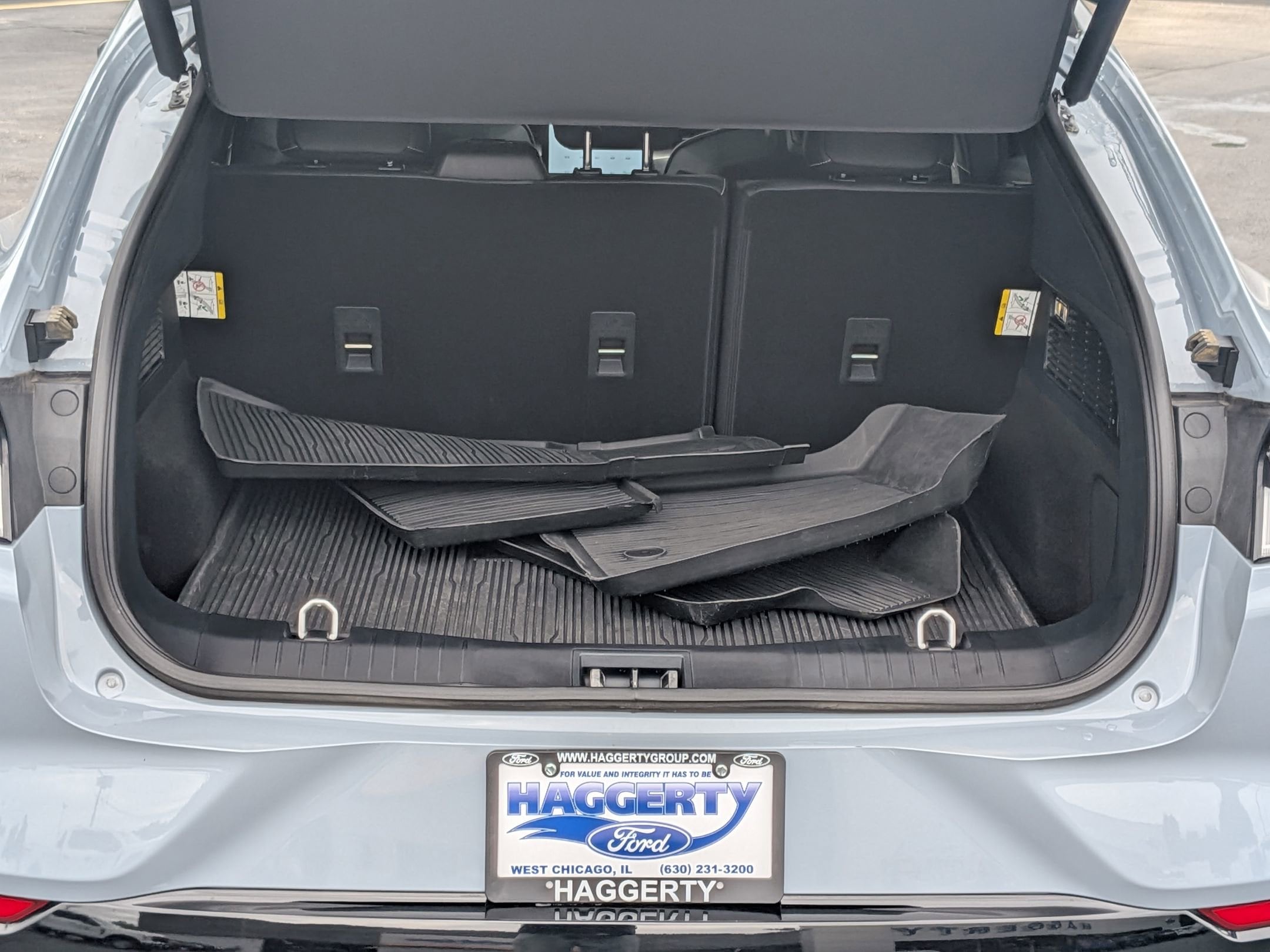 2024 FORD MUSTANG MACH-E - Image 24