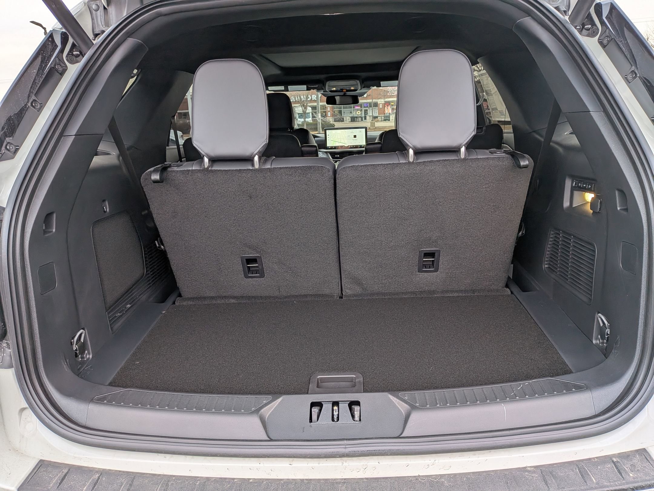 2026 FORD EXPLORER - Image 27