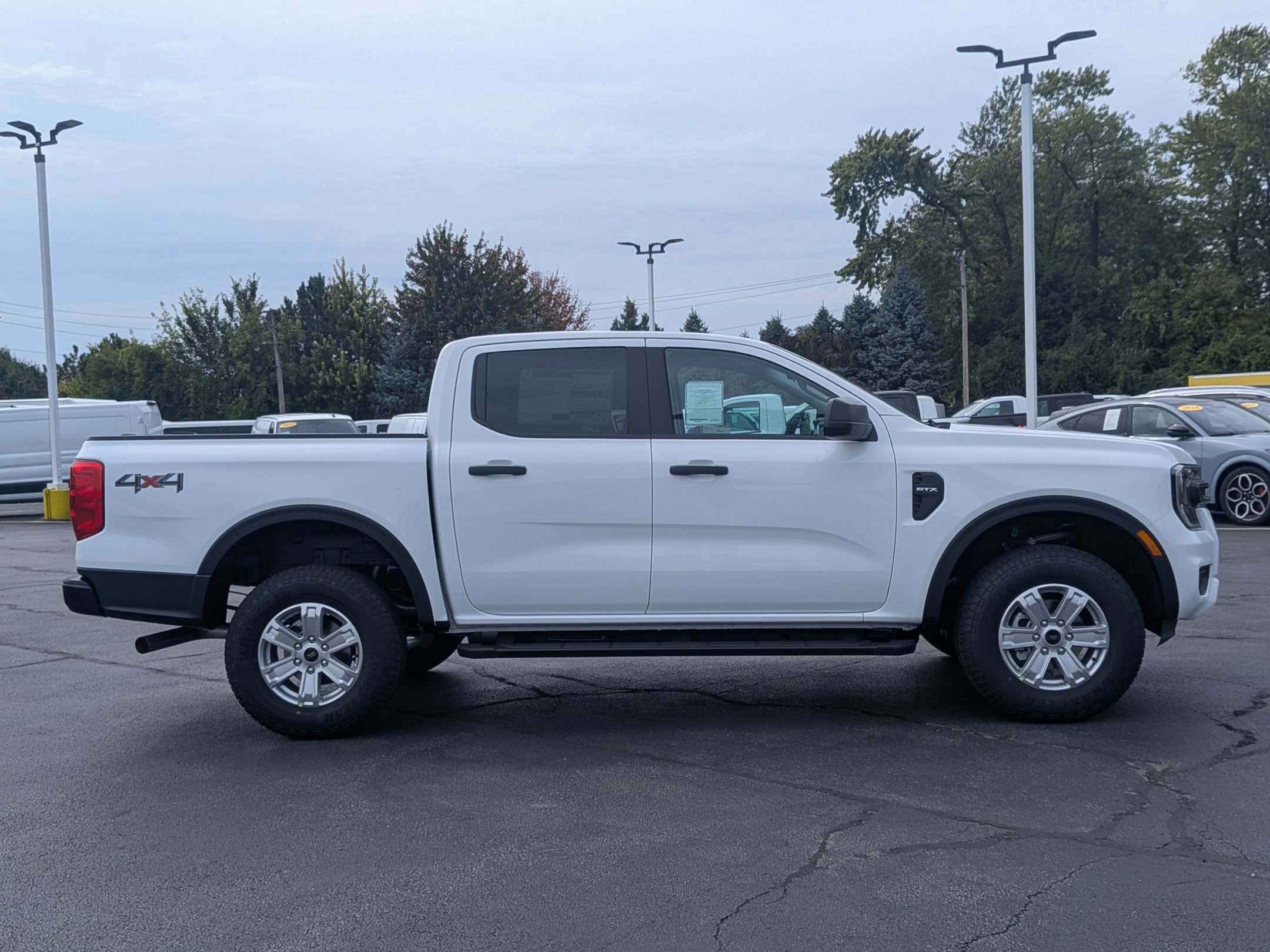 2025 Ford Ranger XL photo 4