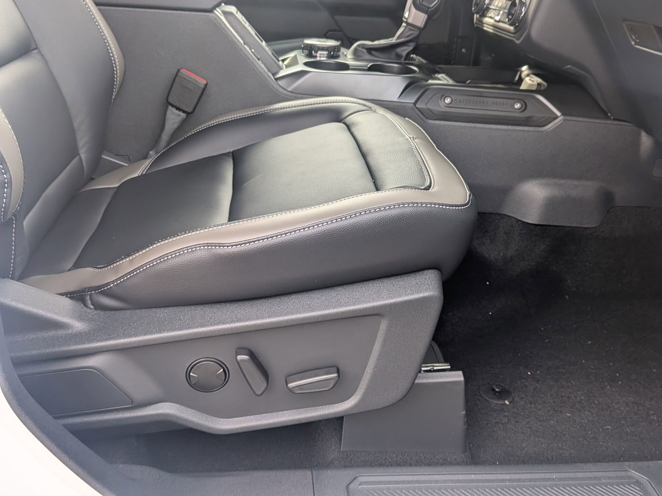 2025 FORD BRONCO - Image 27