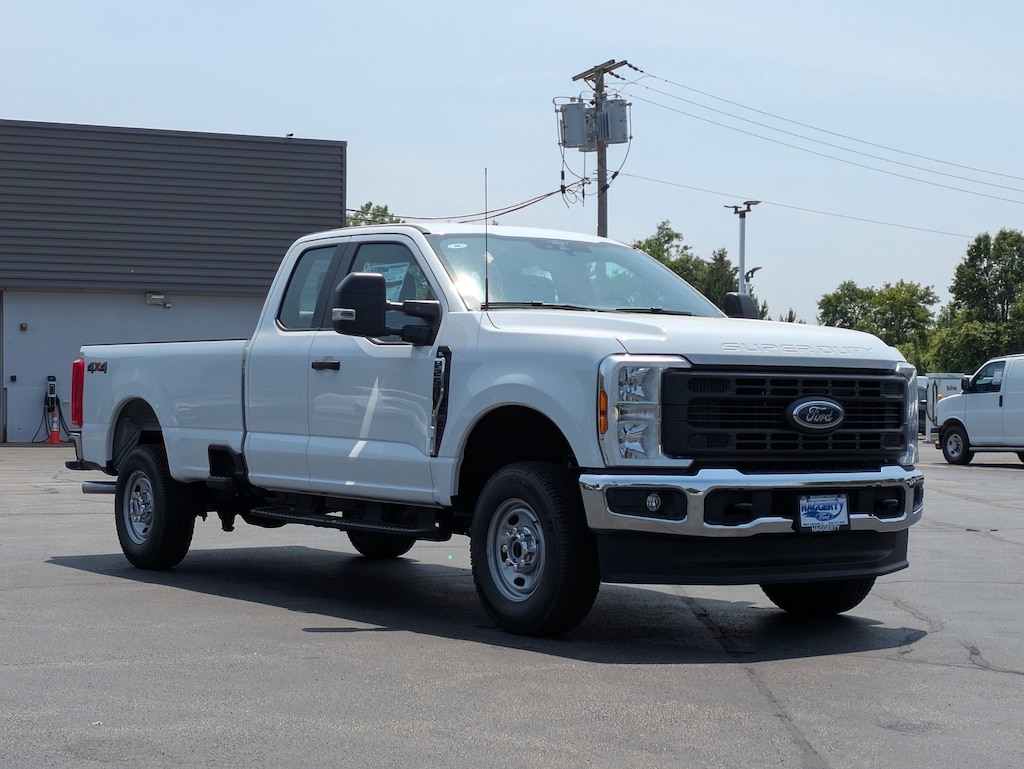 New 2025 Ford Super Duty F-250 SRW XL 4WD SuperCab 8 Box XL 4WD SuperCab 8 Box
