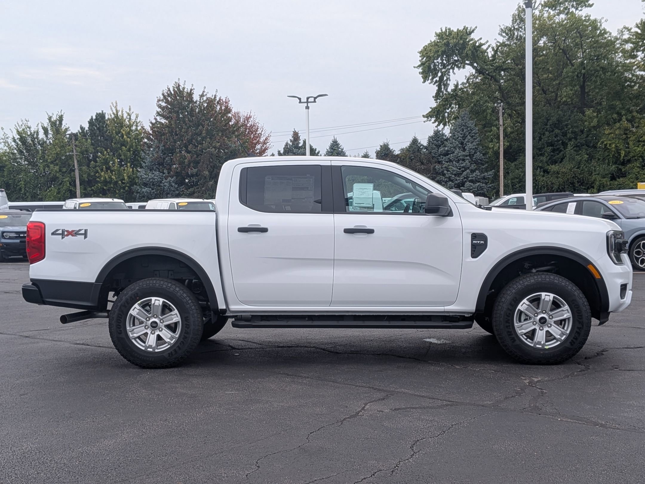 2025 Ford Ranger XL photo 4