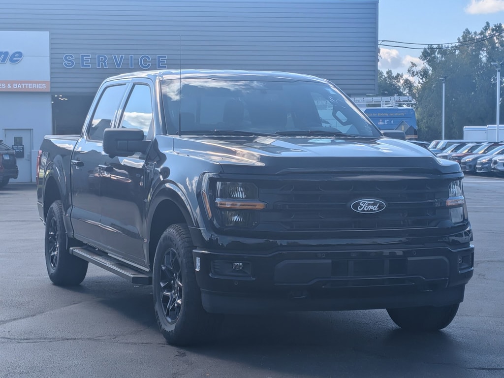 New 2025 Ford F-150 XLT 4WD SuperCrew 5.5 Box XLT 4WD SuperCrew 5.5 Box