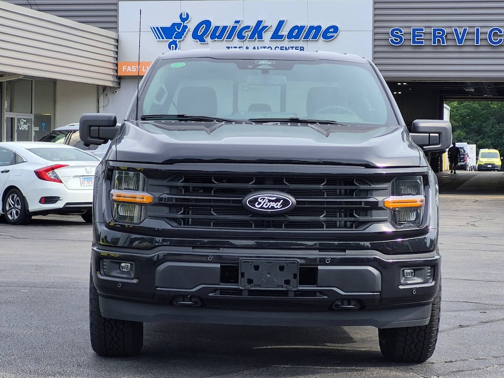 New 2026 Ford F-150 XLT 4WD SuperCrew 5.5 Box