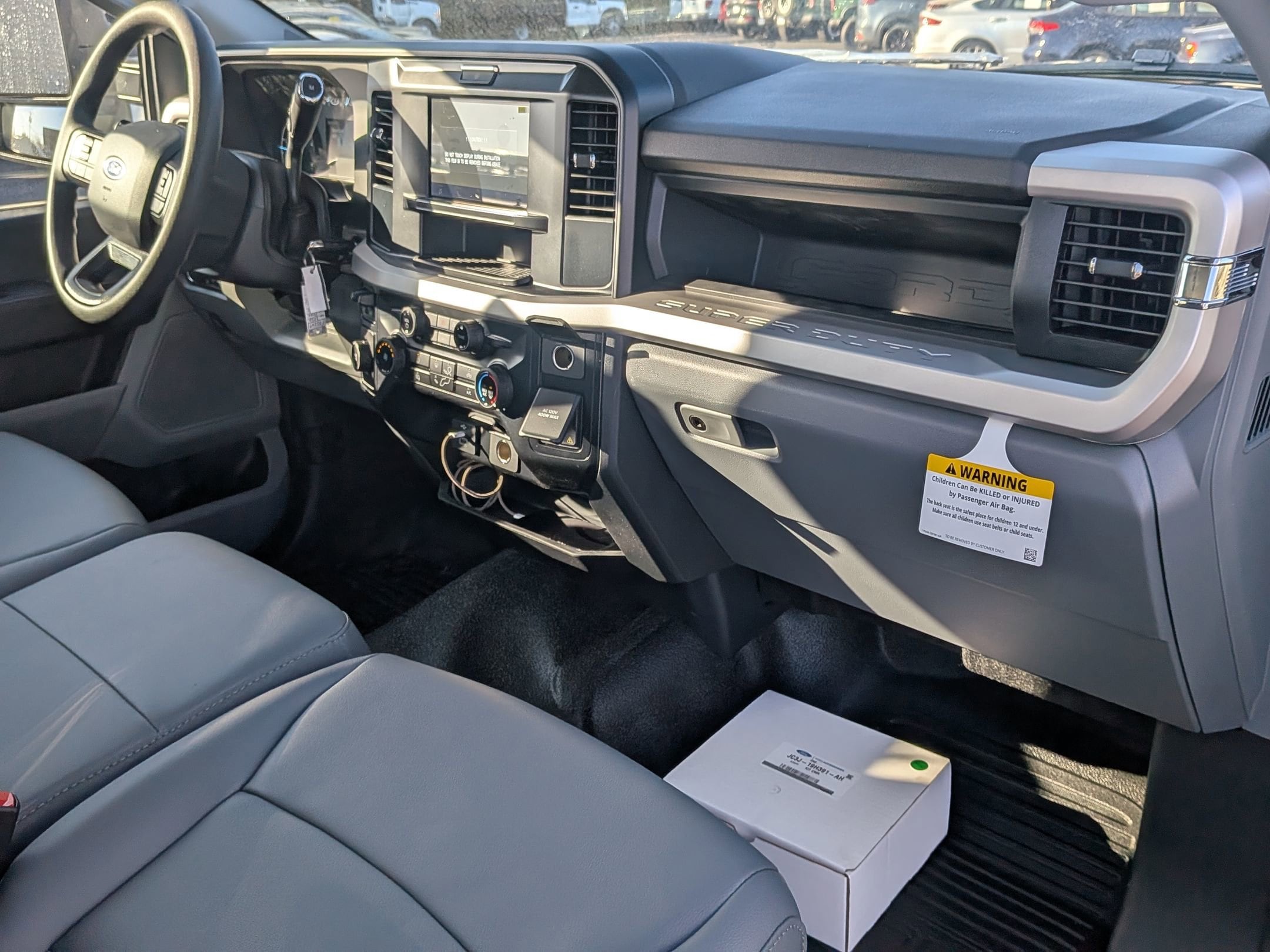 2026 FORD F-550 - Image 21