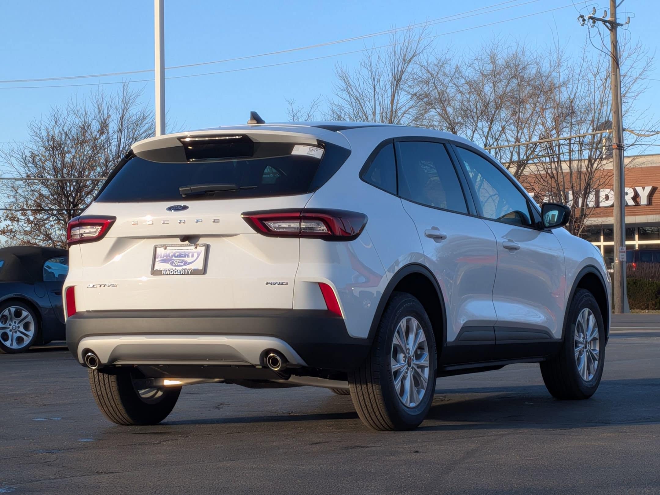 2026 FORD ESCAPE - Image 5