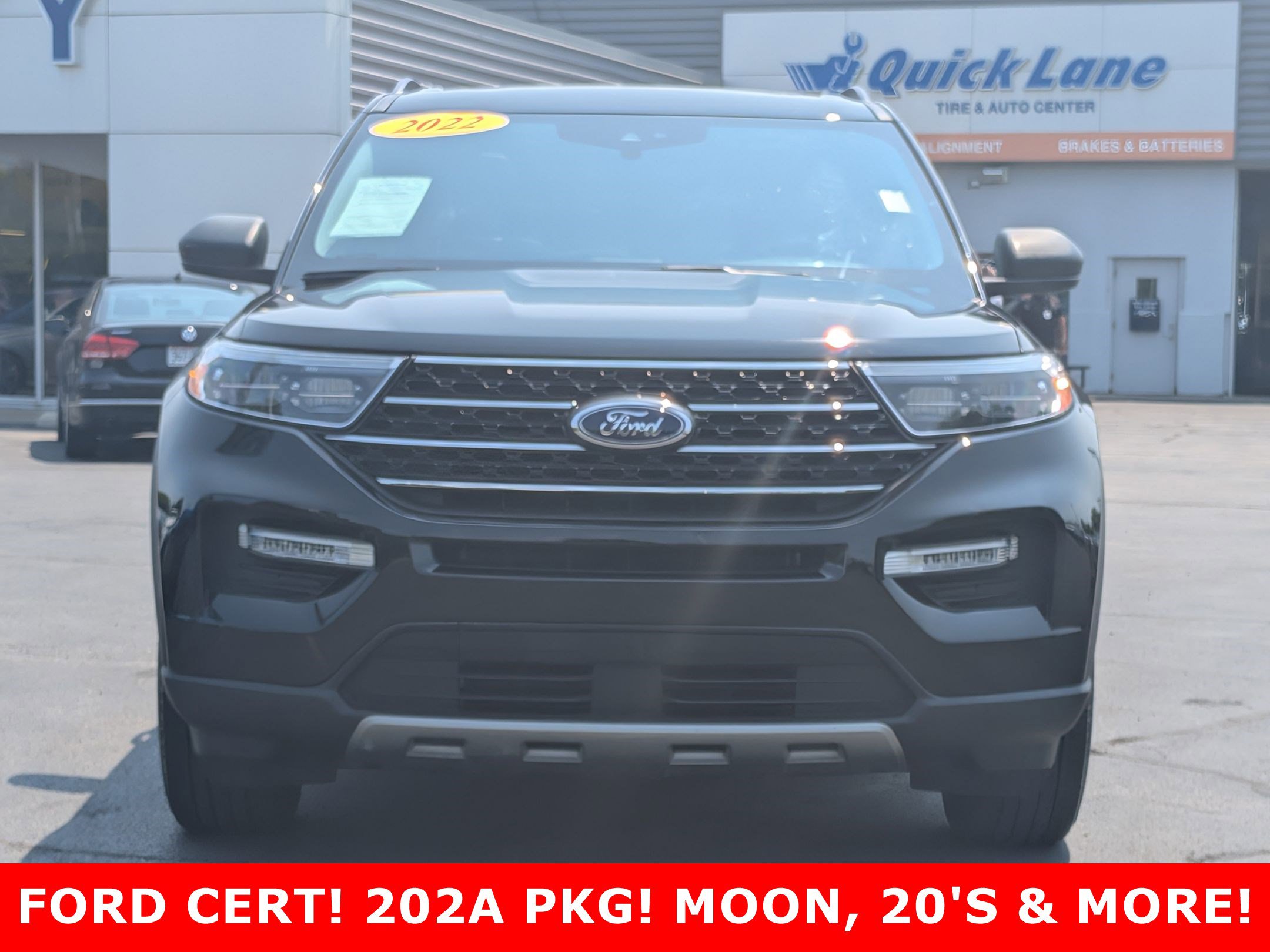 2022 Ford Explorer XLT photo 2