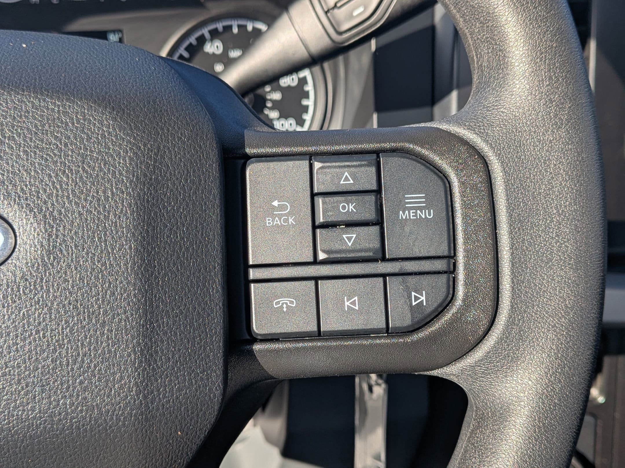 2026 FORD F-550 - Image 15