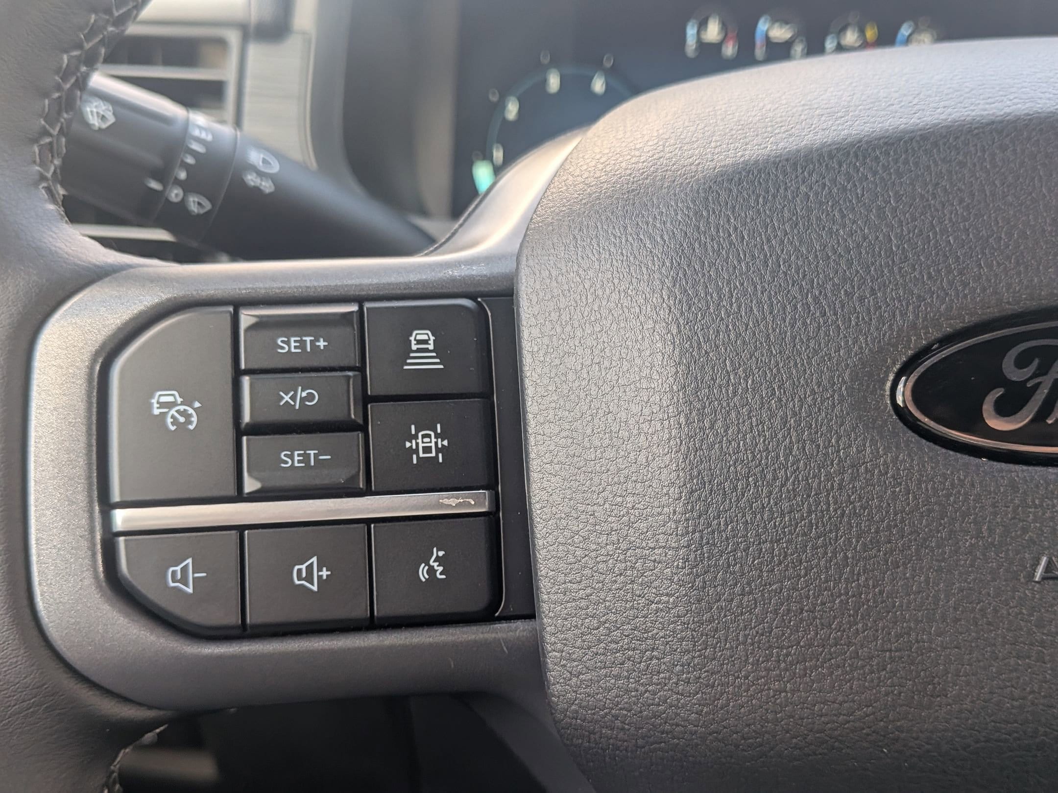 2025 FORD F-150 - Image 14