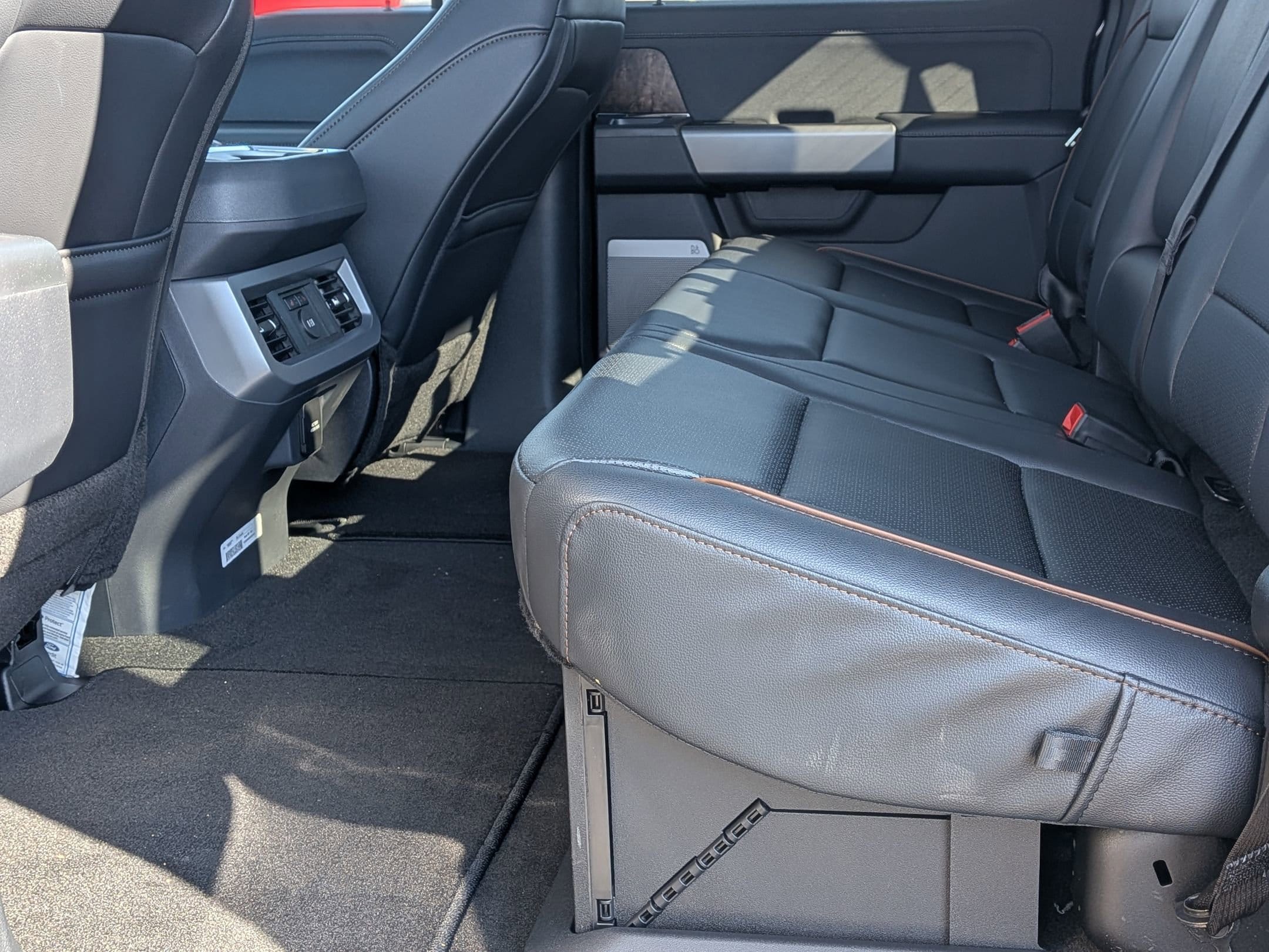 2026 FORD F-250 - Image 23