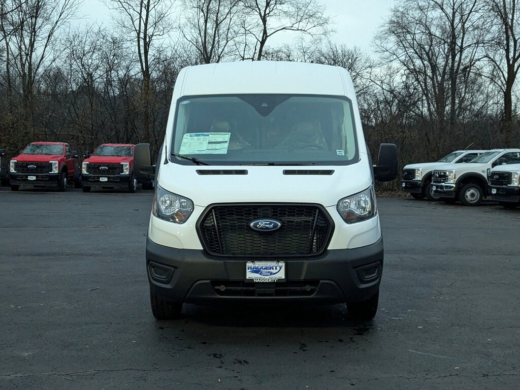 New 2024 Ford Transit T-250 148 Med Rf 9070 GVWR AWD T-250 148 Med Rf 9070 GVWR AWD