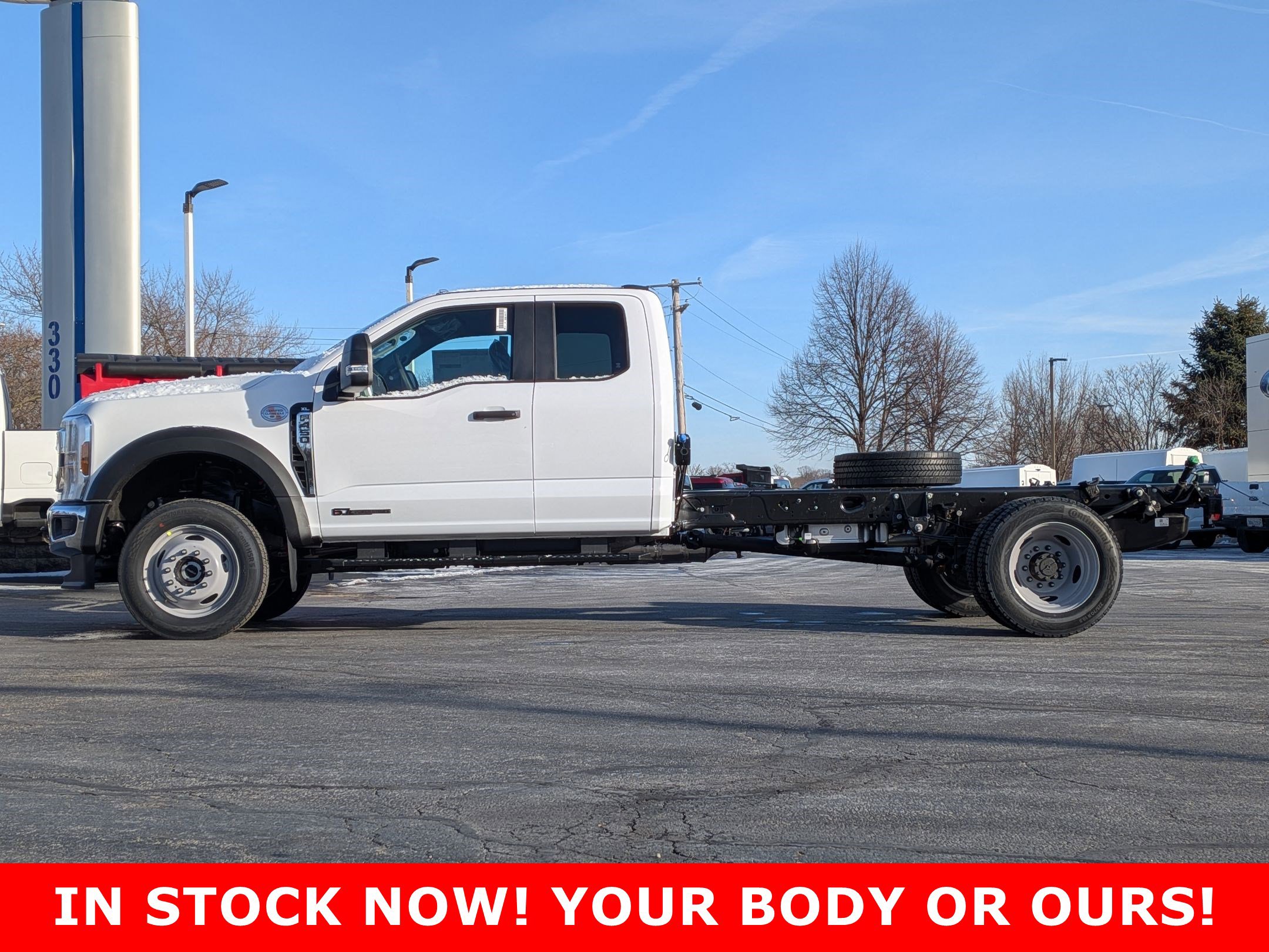 2026 Ford F-450 Super Duty Chassis Cab XL - Photo 8