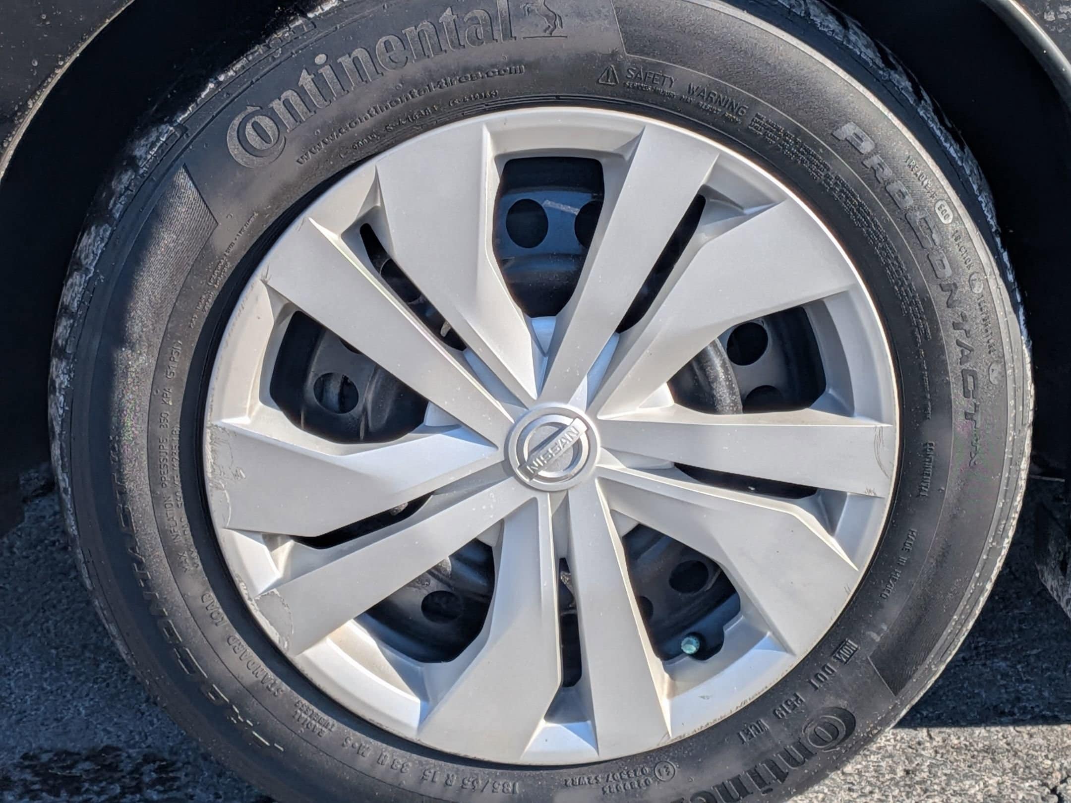 2020 NISSAN VERSA - Image 9