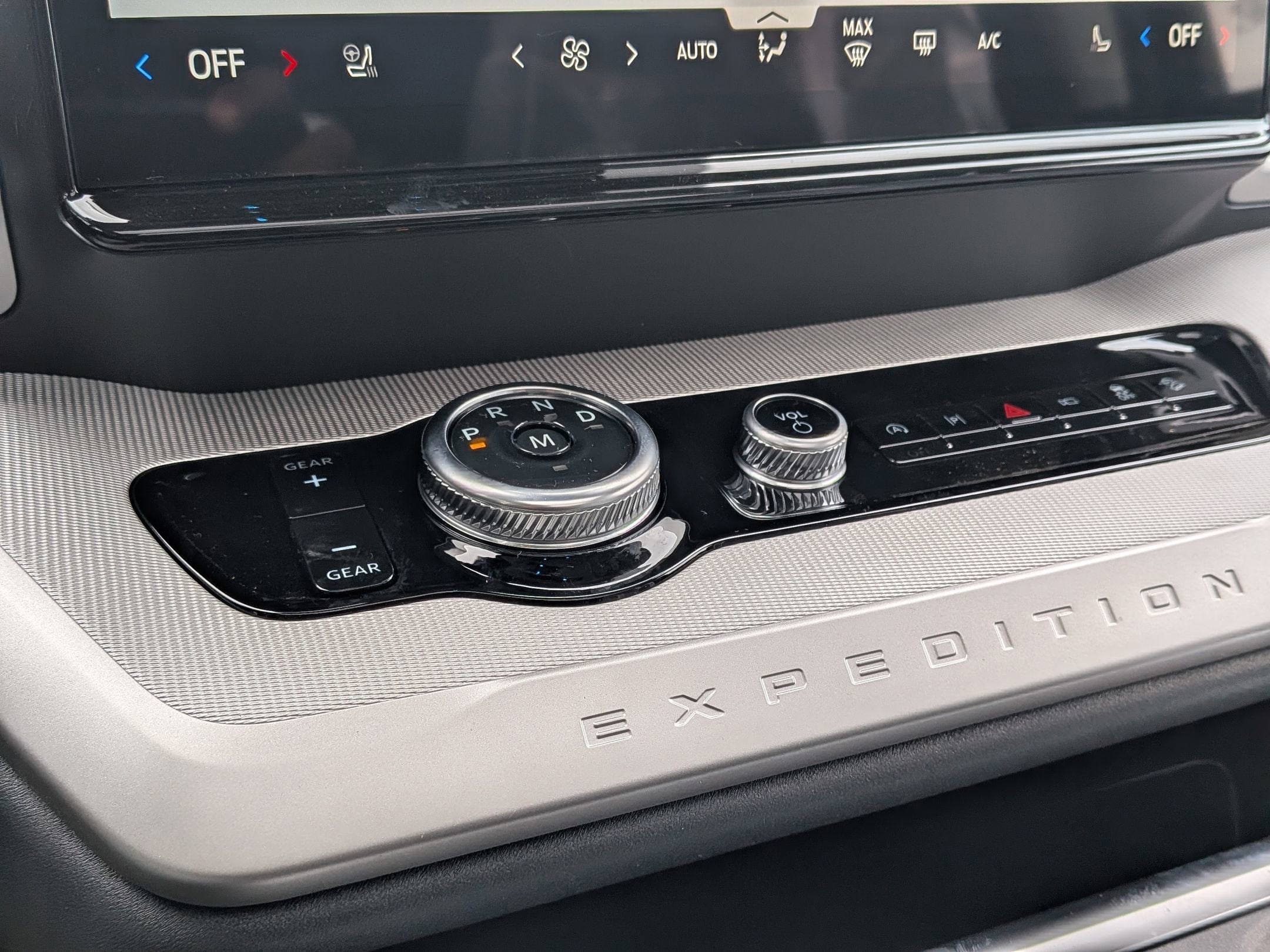 2025 FORD EXPEDITION - Image 20