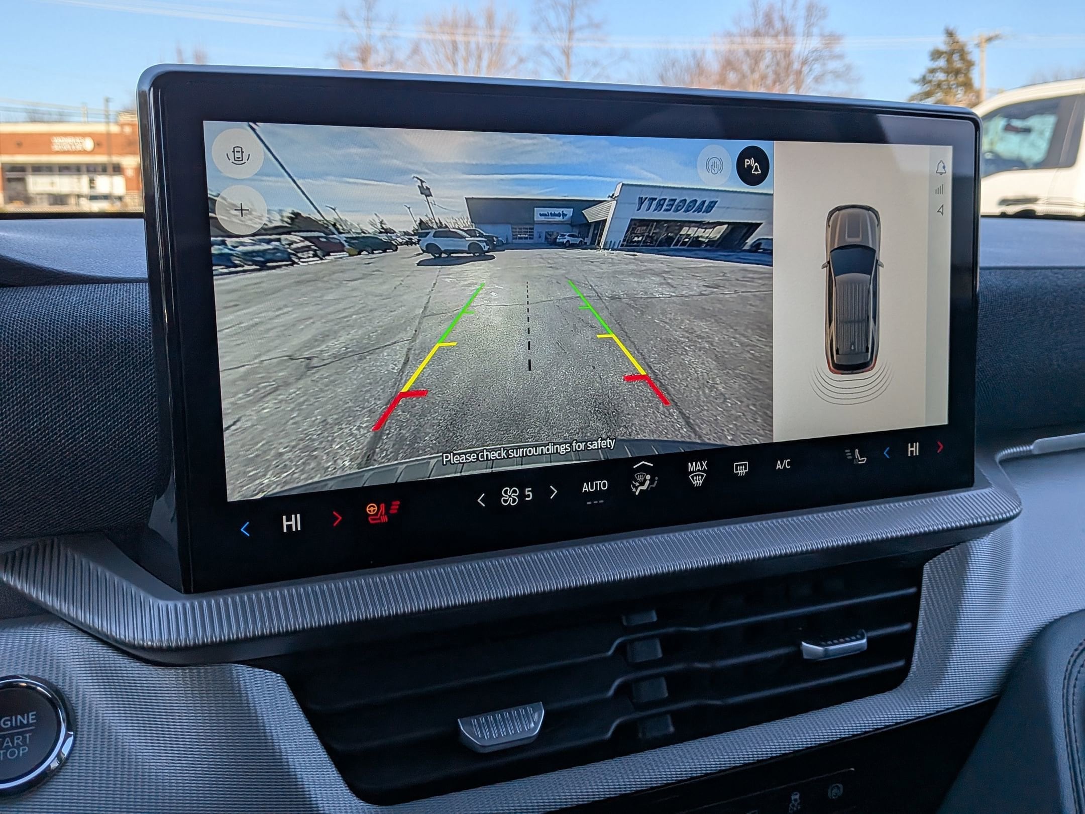 2025 FORD EXPLORER - Image 19