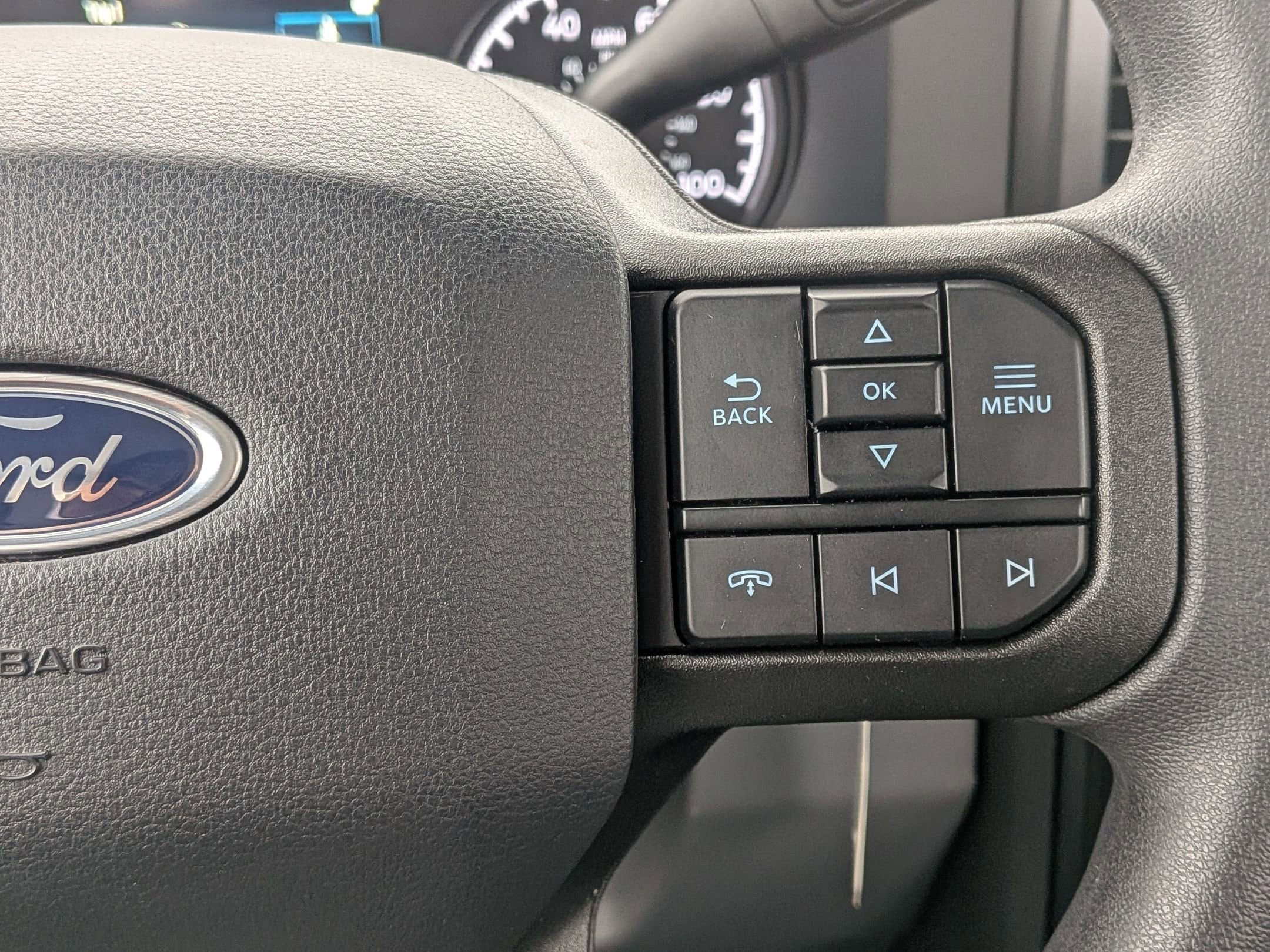 2025 FORD F-350 - Image 15