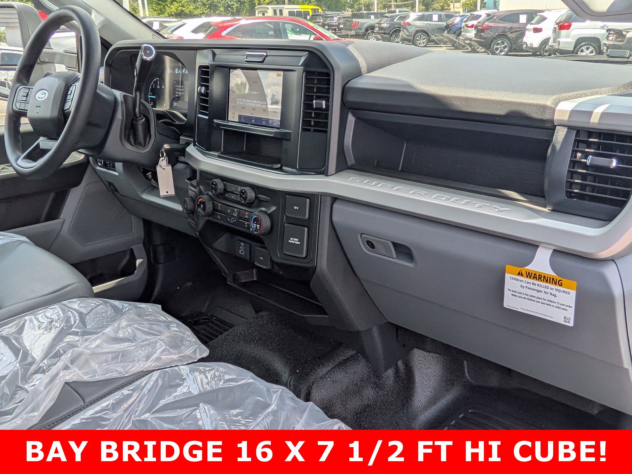 2025 FORD F-450 - Image 24