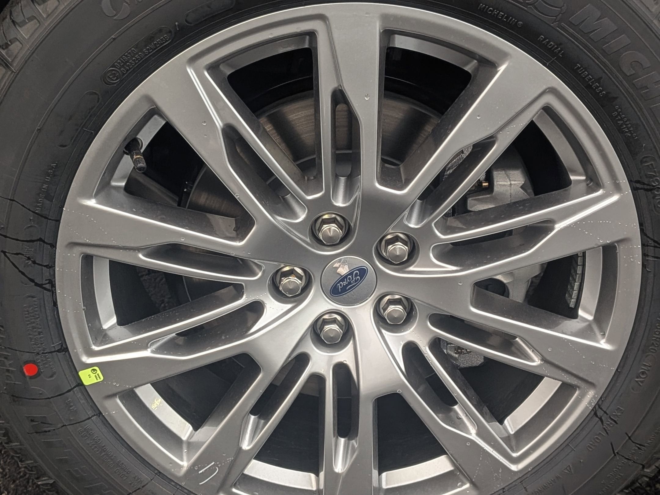 2026 FORD EXPLORER - Image 9