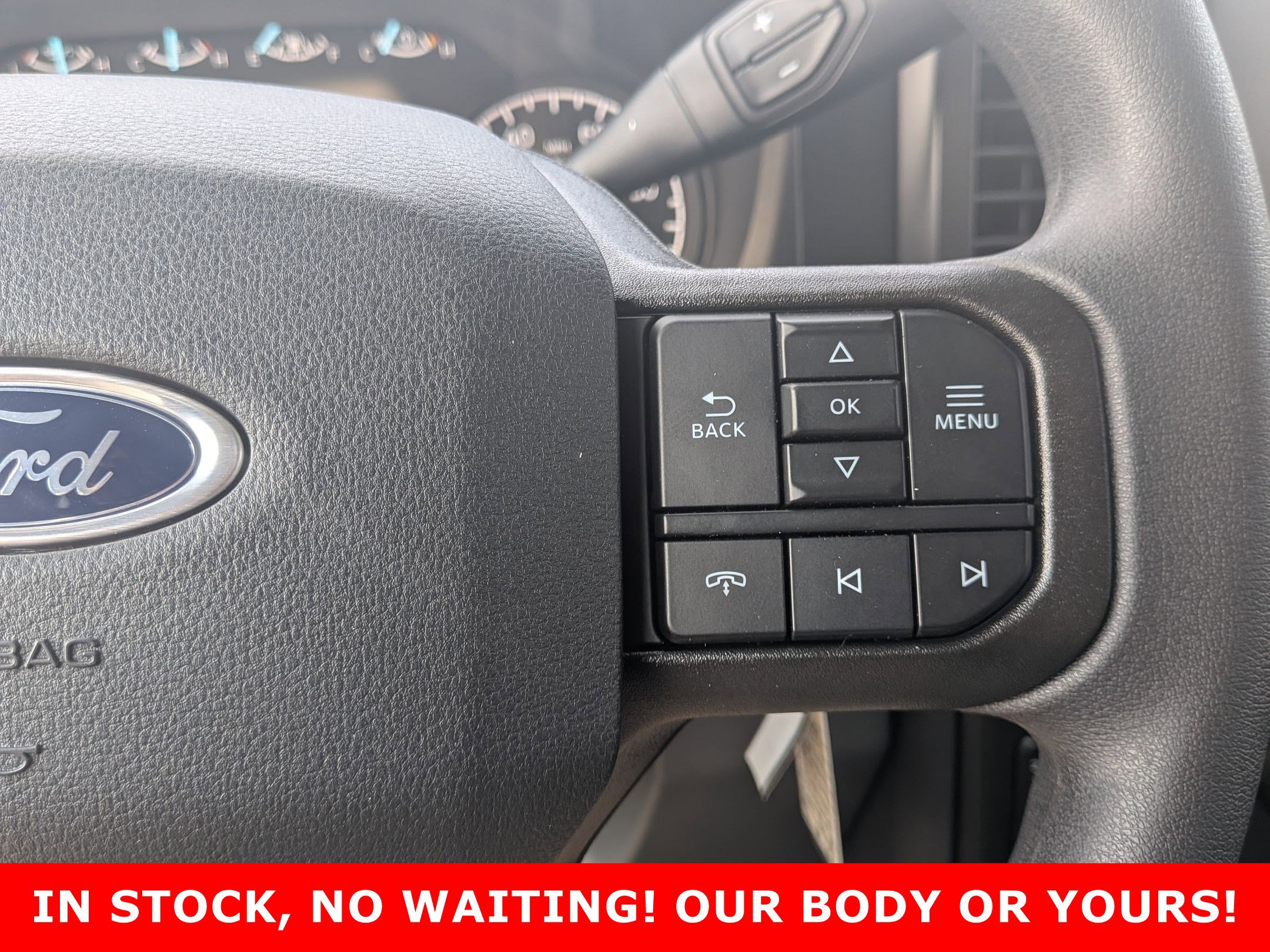 2025 FORD F-450 - Image 12