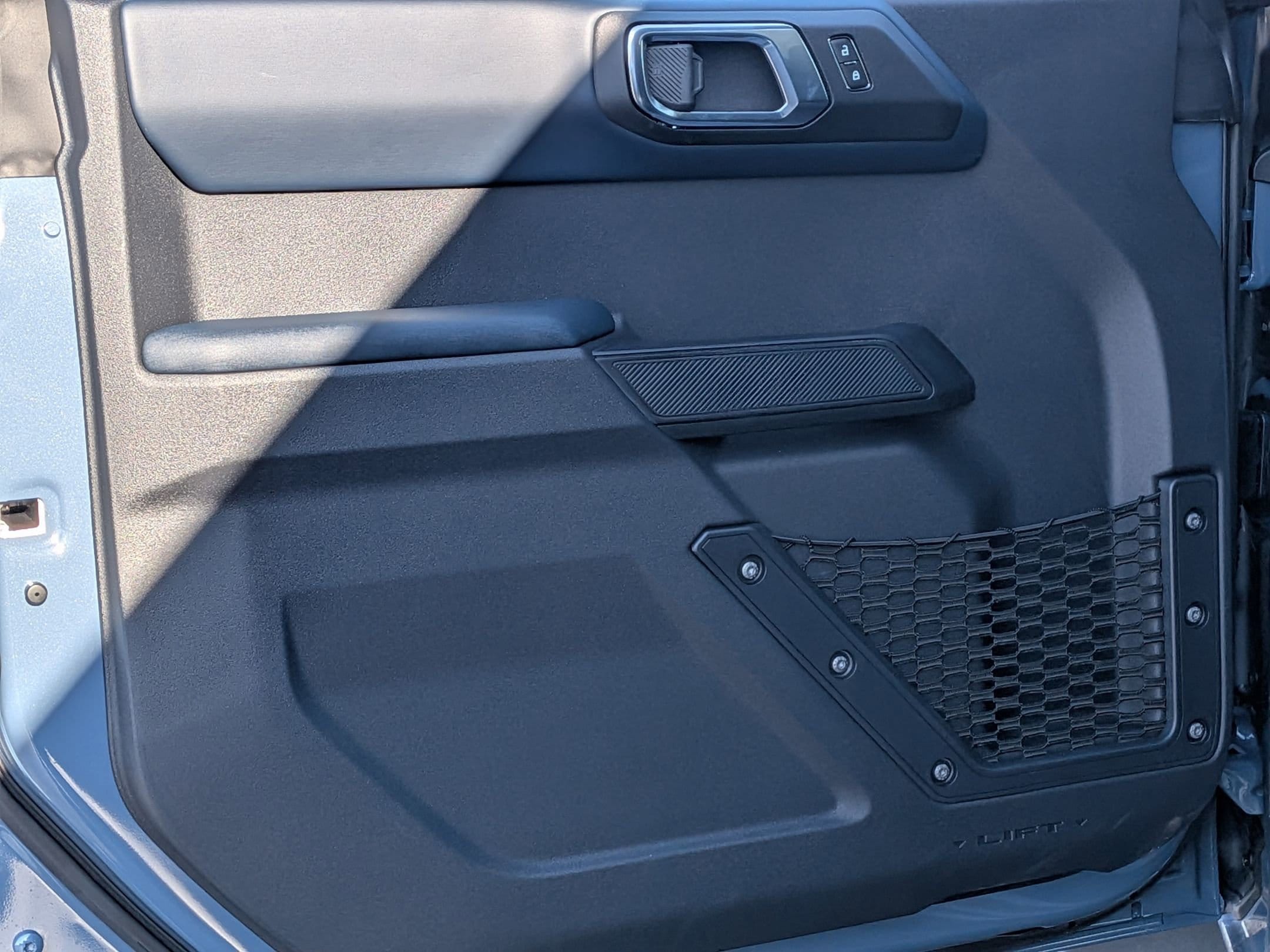 2025 FORD BRONCO - Image 13