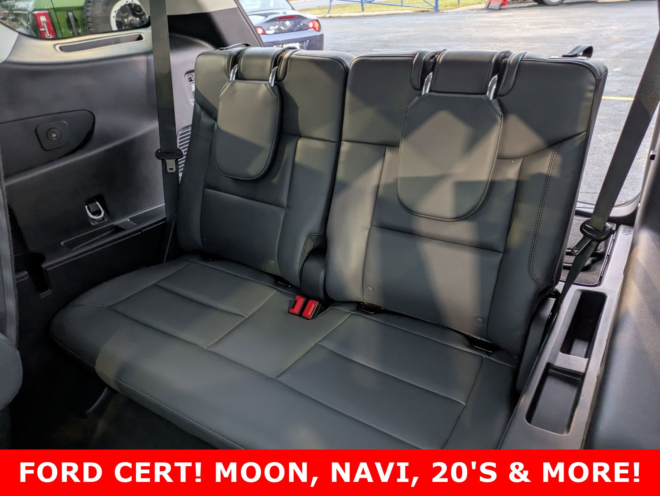 2025 FORD EXPLORER - Image 24